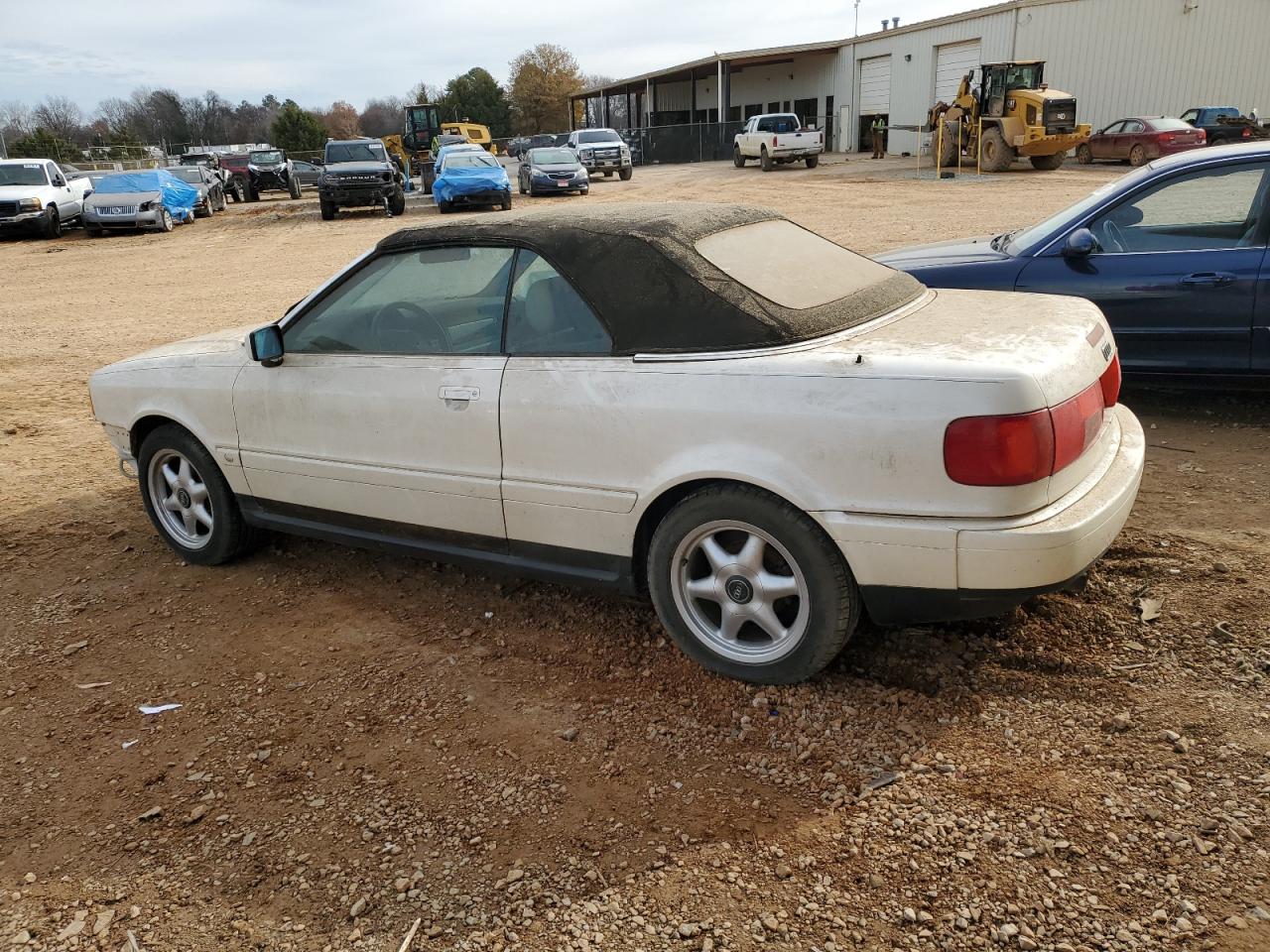 1997 Audi Cabriolet Белый vin: WAUAA88G4VN002620