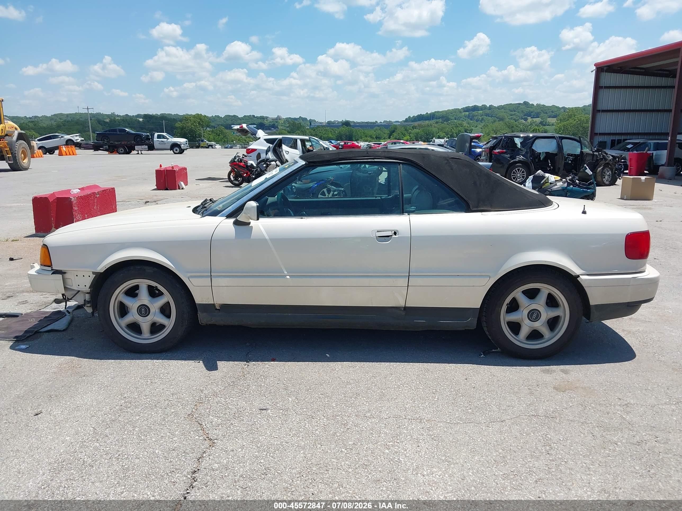 1998 Audi Cabriolet   Cream vin: WAUAA88G6WK000225
