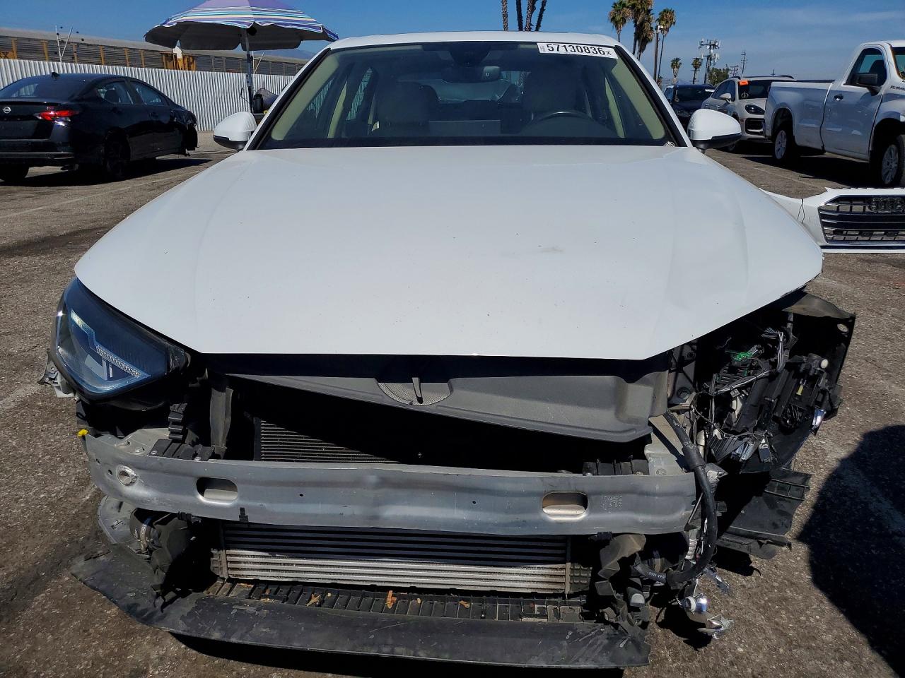 2021 Audi A4 Premium 40 White vin: WAUABAF41MN007477