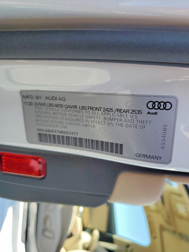 2021 Audi A4 Premium 40 White vin: WAUABAF41MN007477