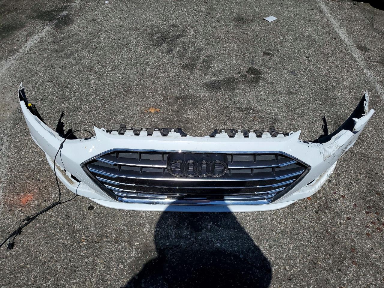 2021 Audi A4 Premium 40 White vin: WAUABAF41MN007477