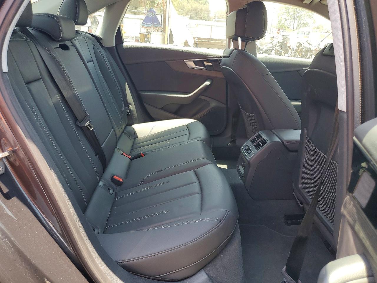 2021 Audi A4 Premium 40 Gray vin: WAUABAF44MA086697