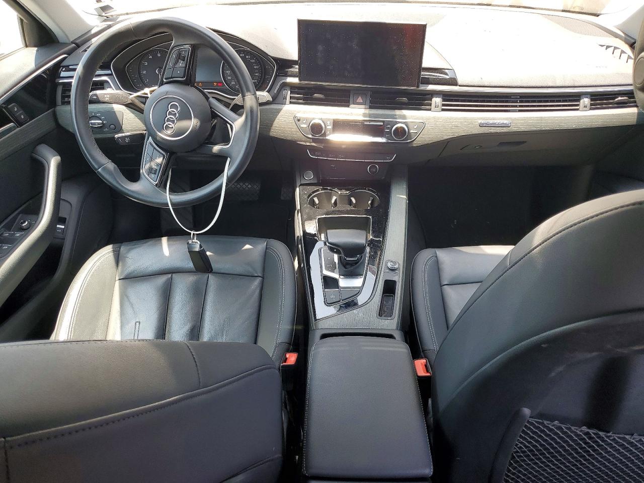 2021 Audi A4 Premium 40 Gray vin: WAUABAF44MA086697