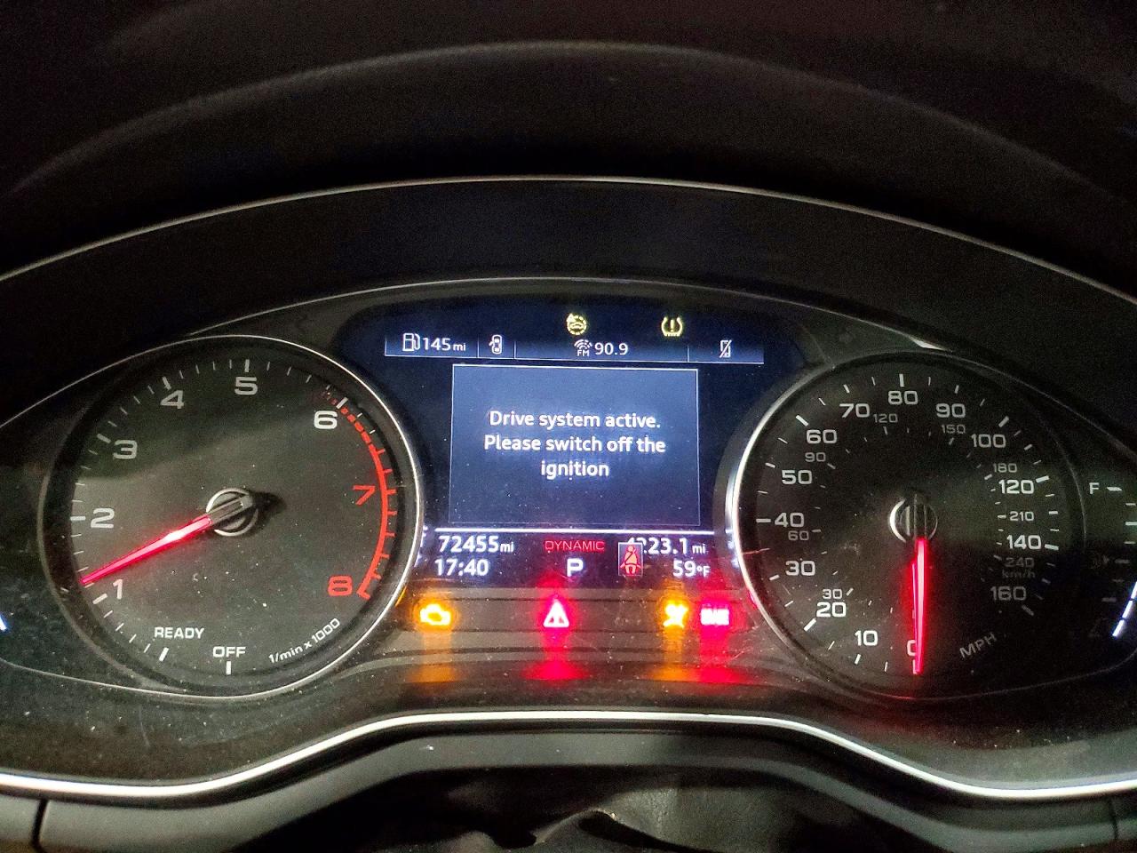 2022 Audi A4 Premium 40 Silver vin: WAUABAF46NN000803