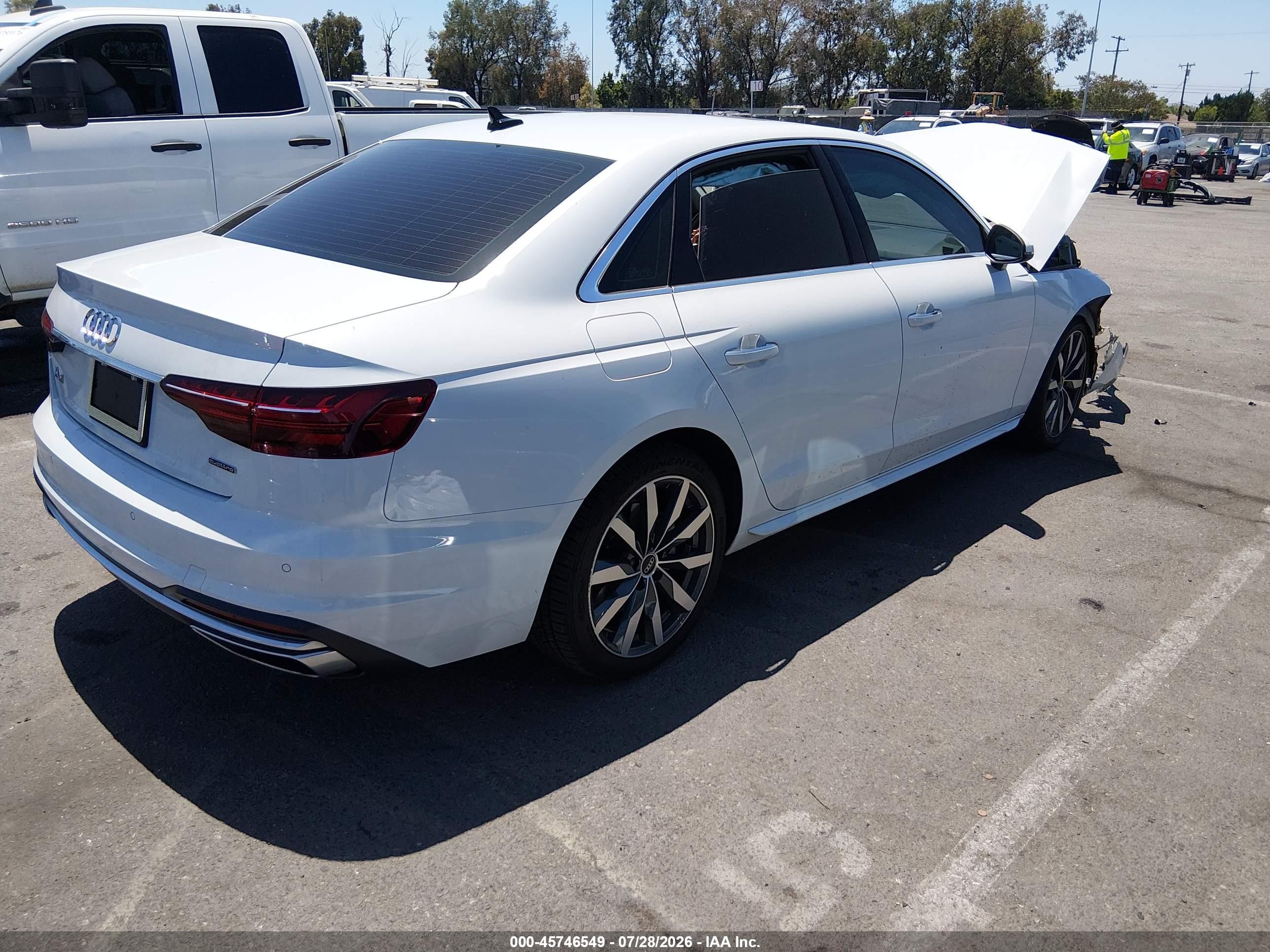 2021 Audi A4 Premium 40 Tfsi Quattro S Tronic Белый vin: WAUABAF49MA035521