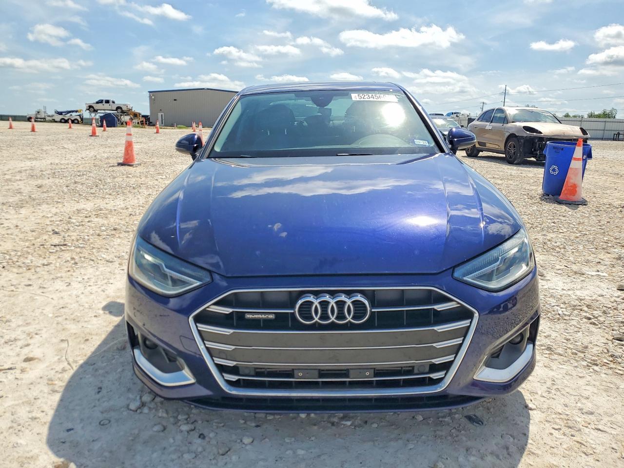 2022 Audi A4 Premium 40 Blue vin: WAUABAF49NA004853