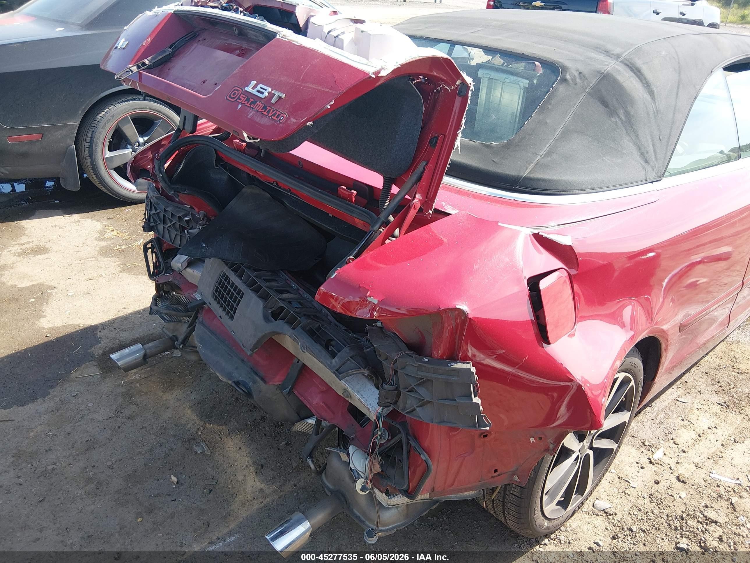 2005 Audi A4 1.8t Red vin: WAUAC48H95K008622