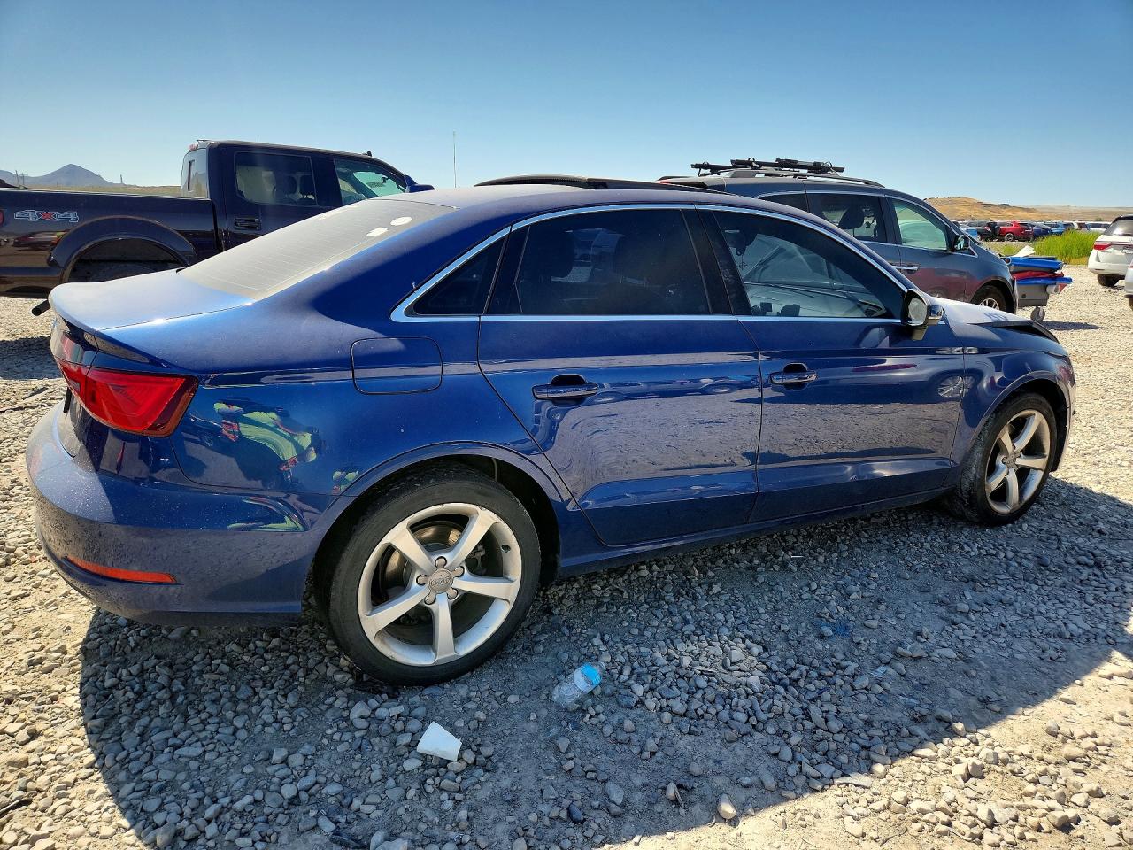 2015 Audi A3 Premium Blue vin: WAUACGFF0F1027554