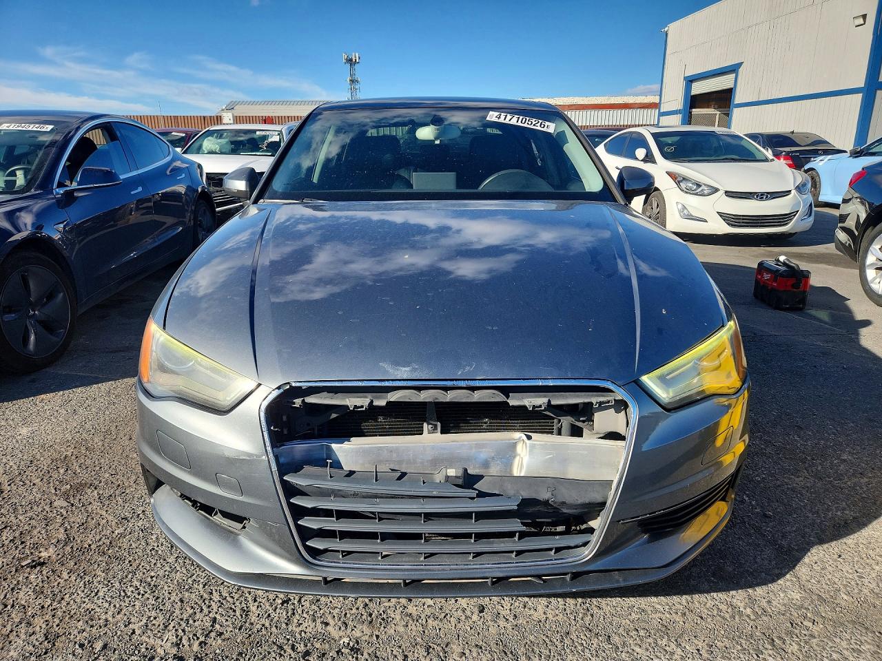 2015 Audi A3 Premium Серебряный vin: WAUACGFF1F1004834