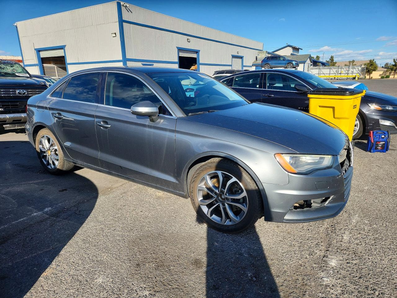 2015 Audi A3 Premium Серебряный vin: WAUACGFF1F1004834