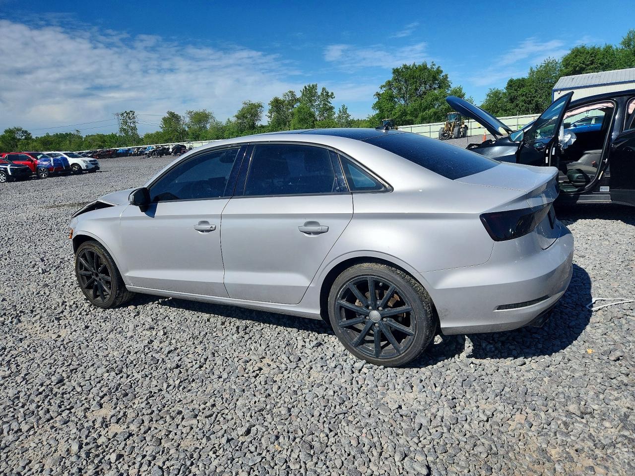 2015 Audi A3 Premium Silver vin: WAUACGFF4F1087398