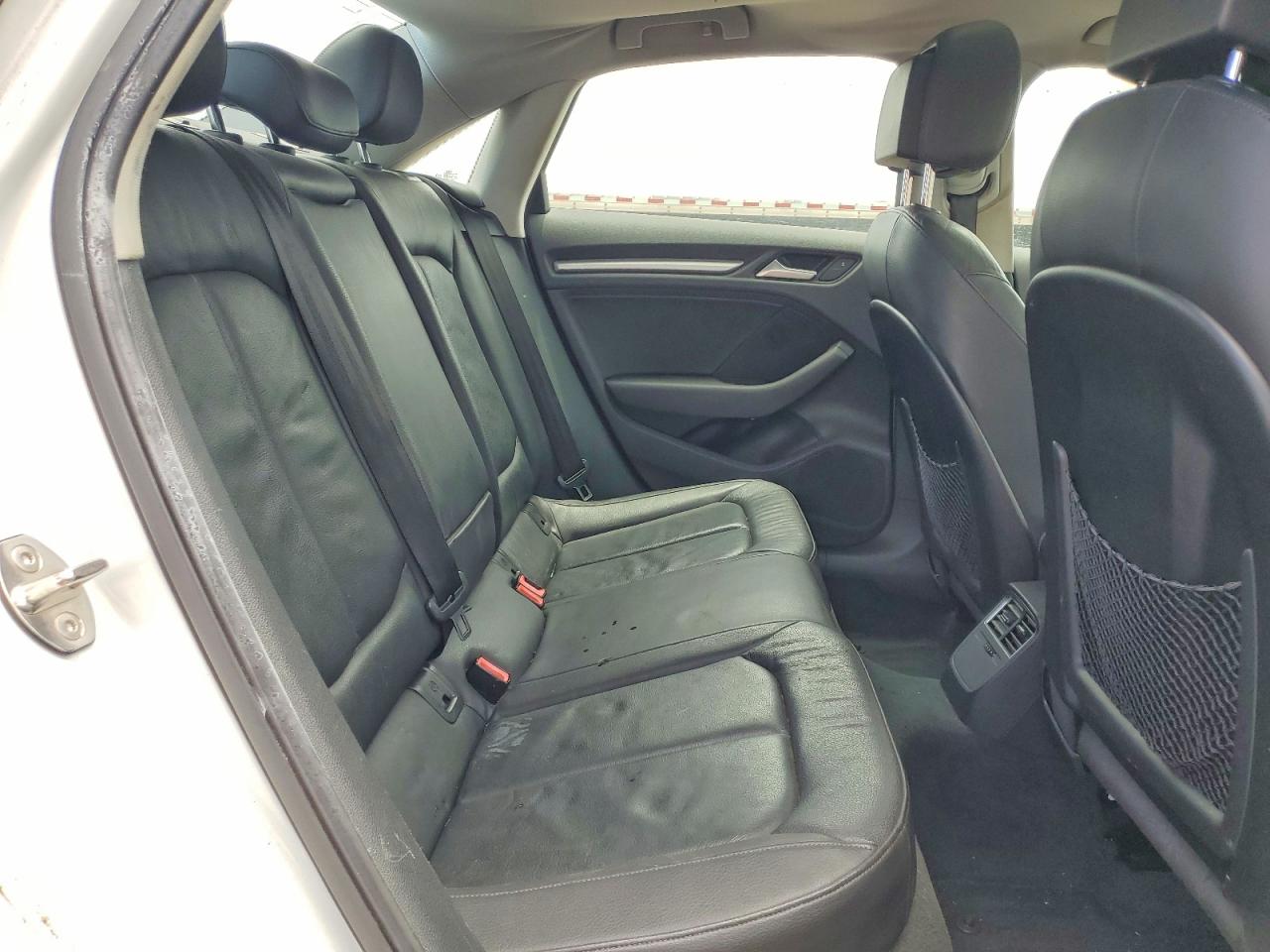 2015 Audi A3 Premium White vin: WAUACGFF4F1106404