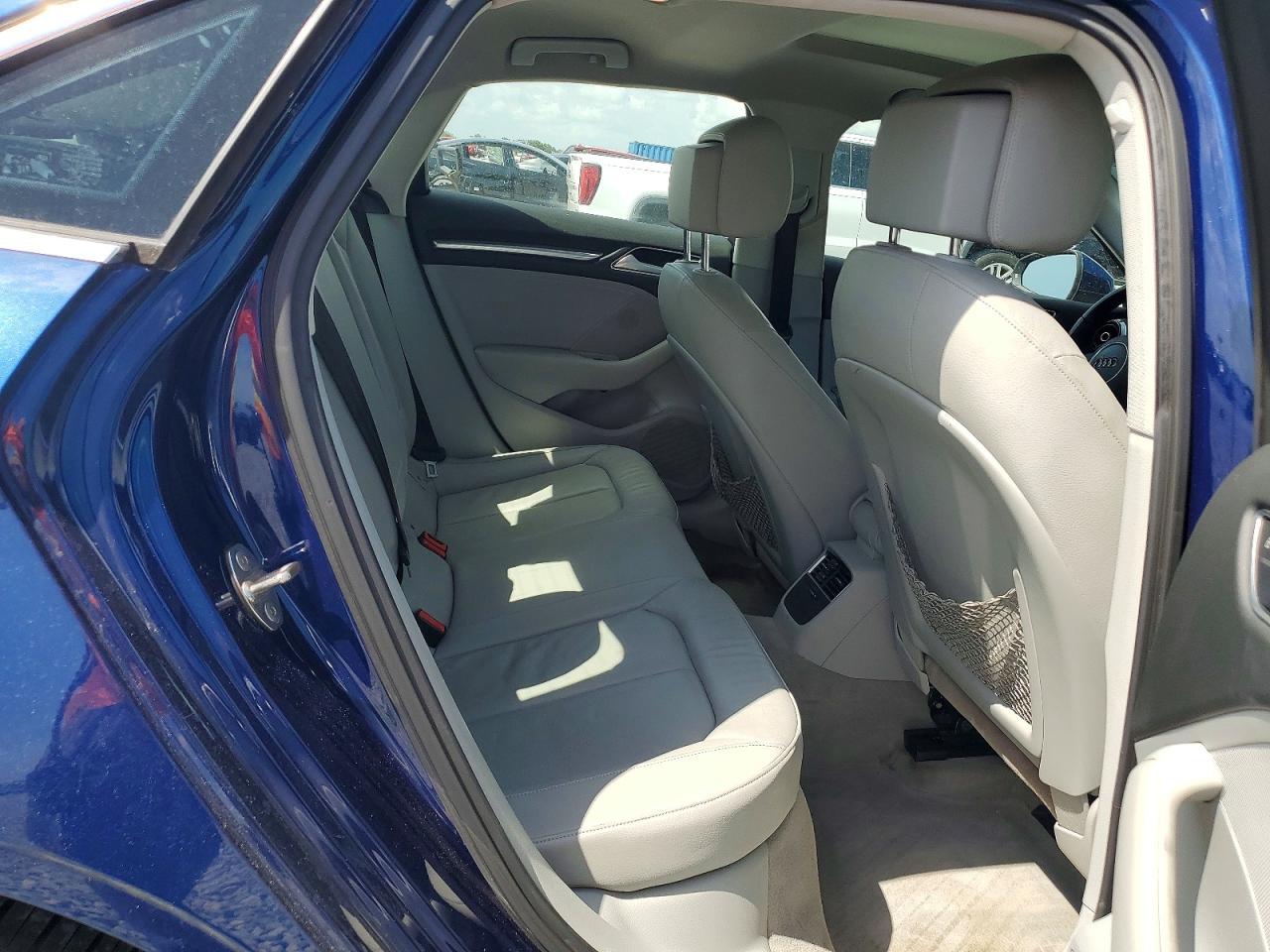 2015 Audi A3 Premium Blue vin: WAUACGFF5F1018980