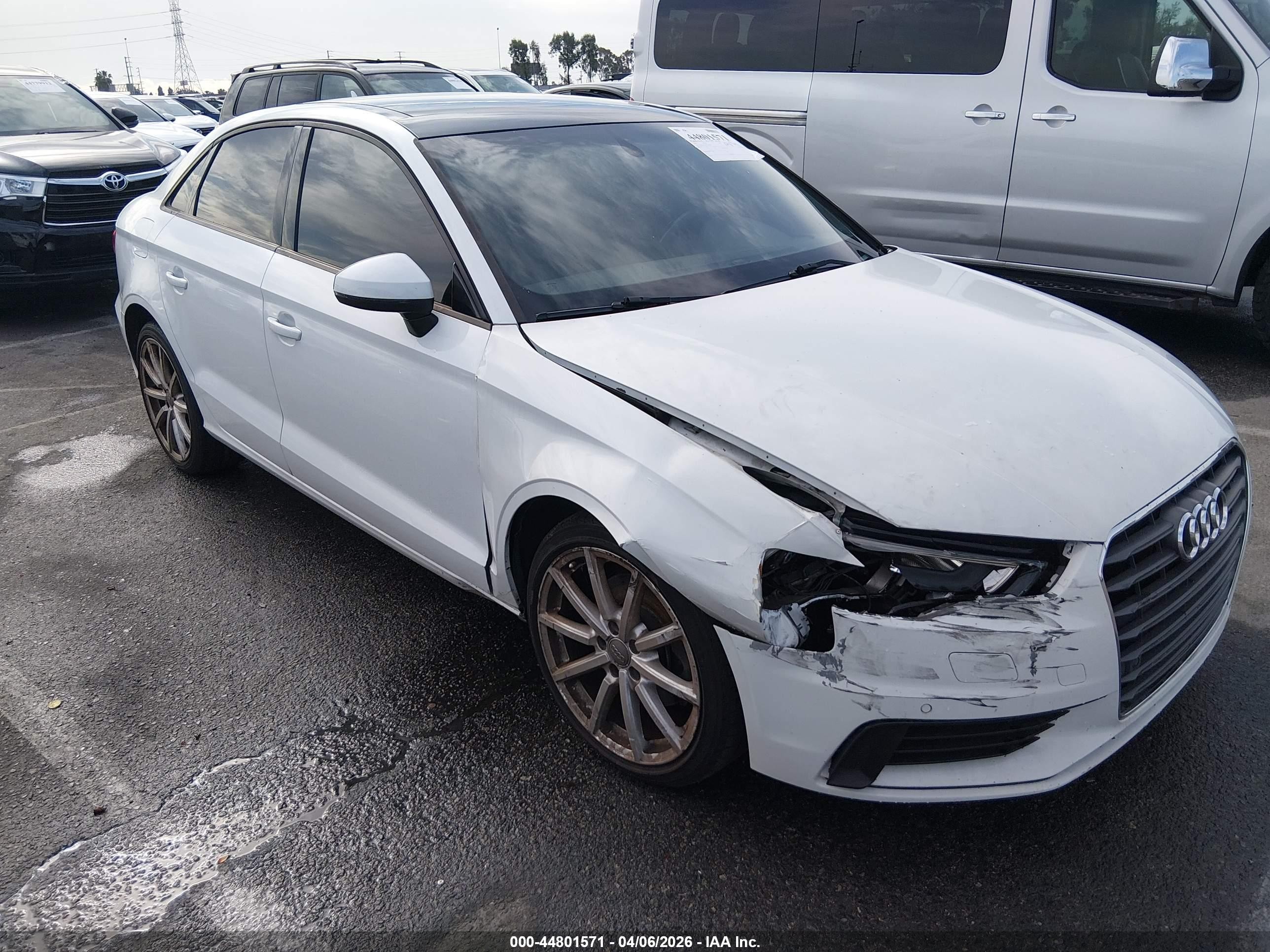 2015 Audi A3 1.8t Premium White vin: WAUACGFF5F1143784