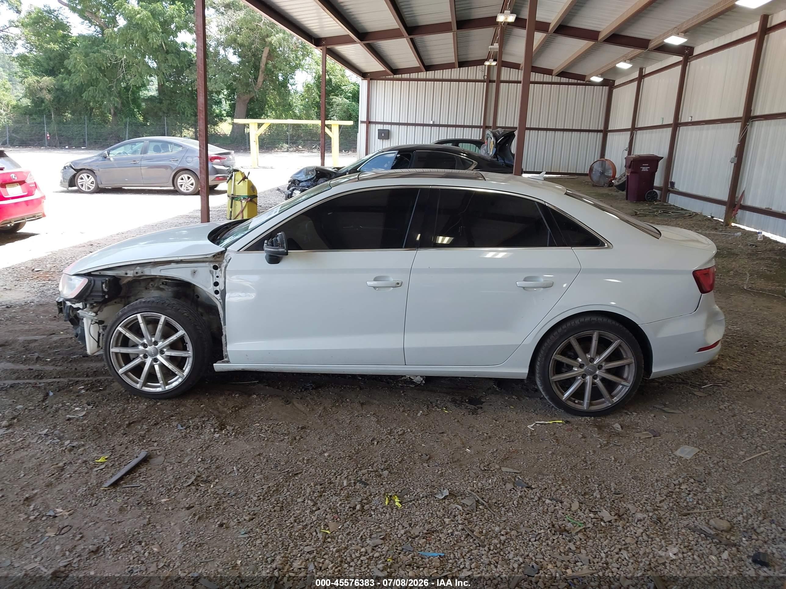2015 Audi A3 1.8t Premium White vin: WAUACGFF6F1022424