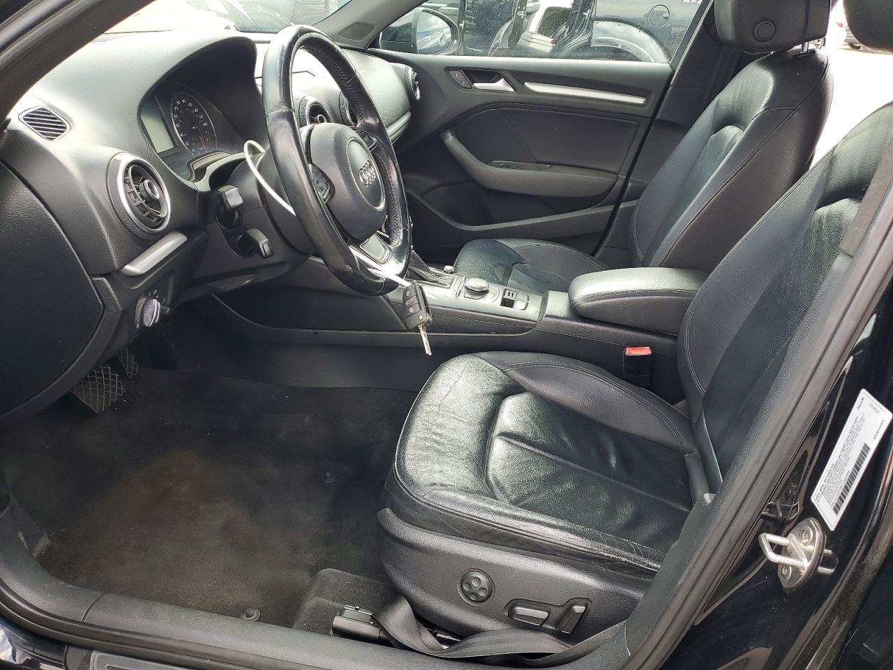 2015 Audi A3 Premium Черный vin: WAUACGFF6F1035304
