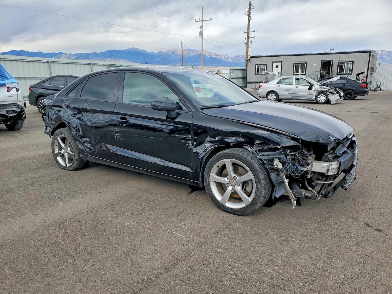 2015 Audi A3 Premium Черный vin: WAUACGFF6F1035304