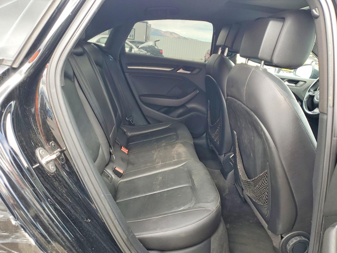 2015 Audi A3 Premium Черный vin: WAUACGFF6F1035304
