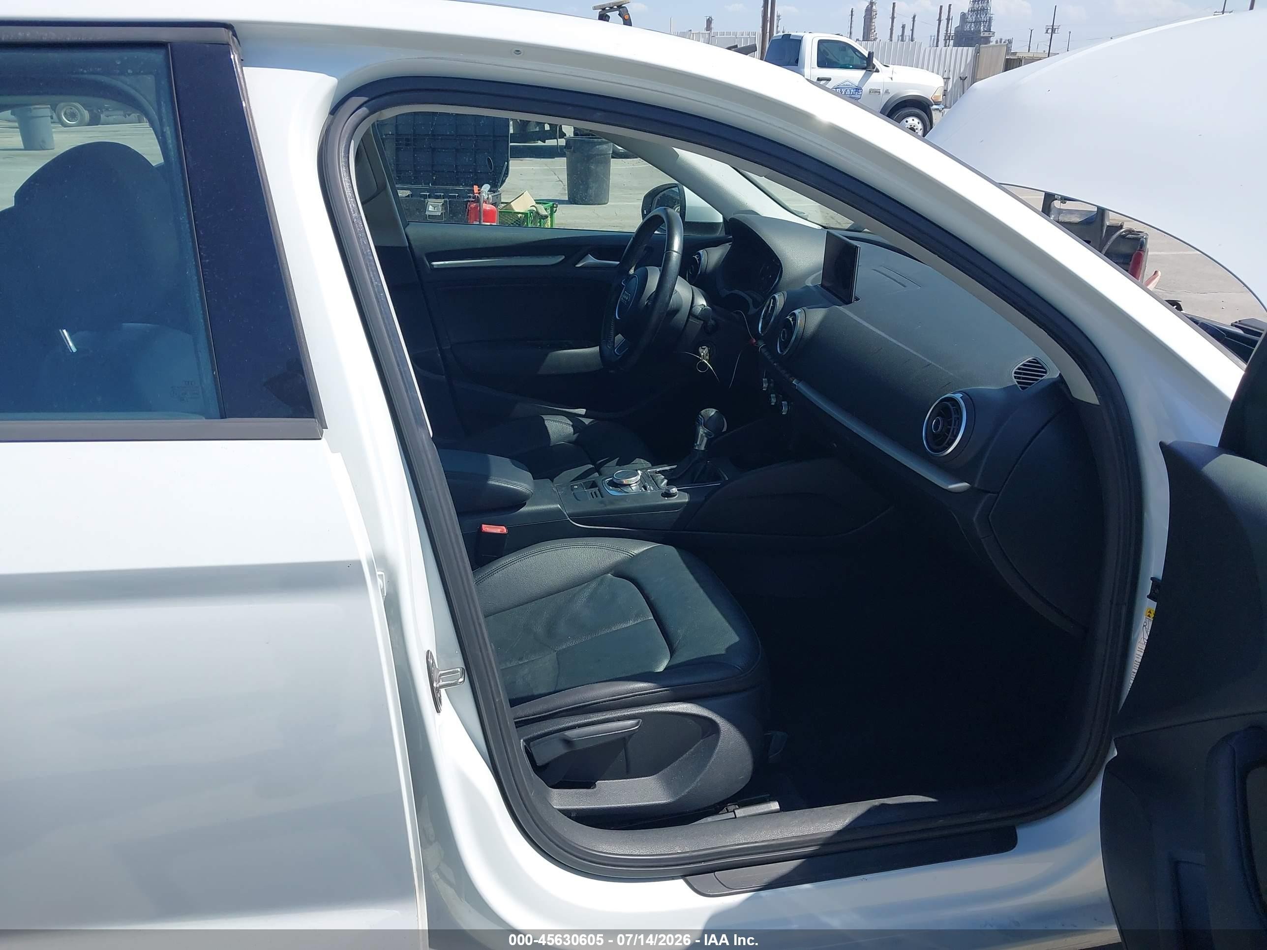 2015 Audi A3 1.8t Premium White vin: WAUACGFF6F1046433