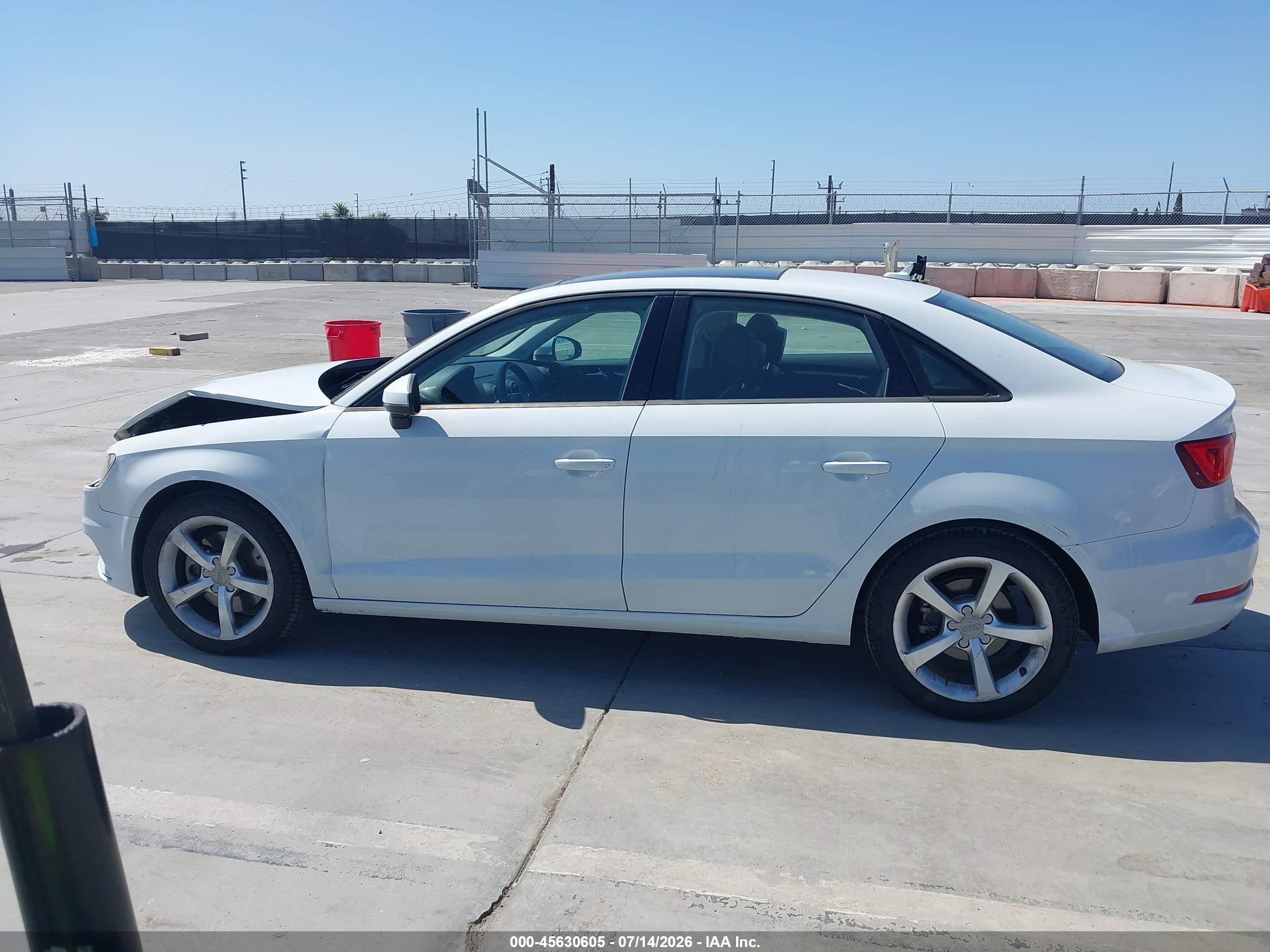 2015 Audi A3 1.8t Premium White vin: WAUACGFF6F1046433