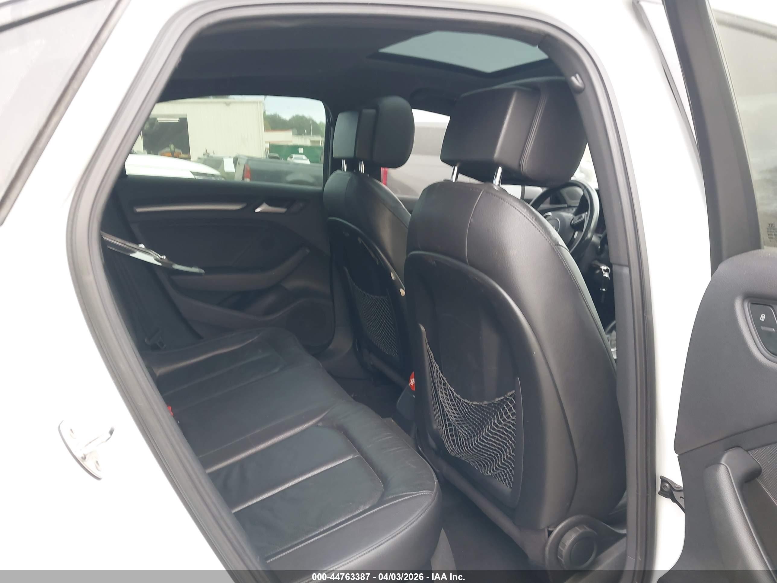 2015 Audi A3 1.8t Premium White vin: WAUACGFF7F1125383