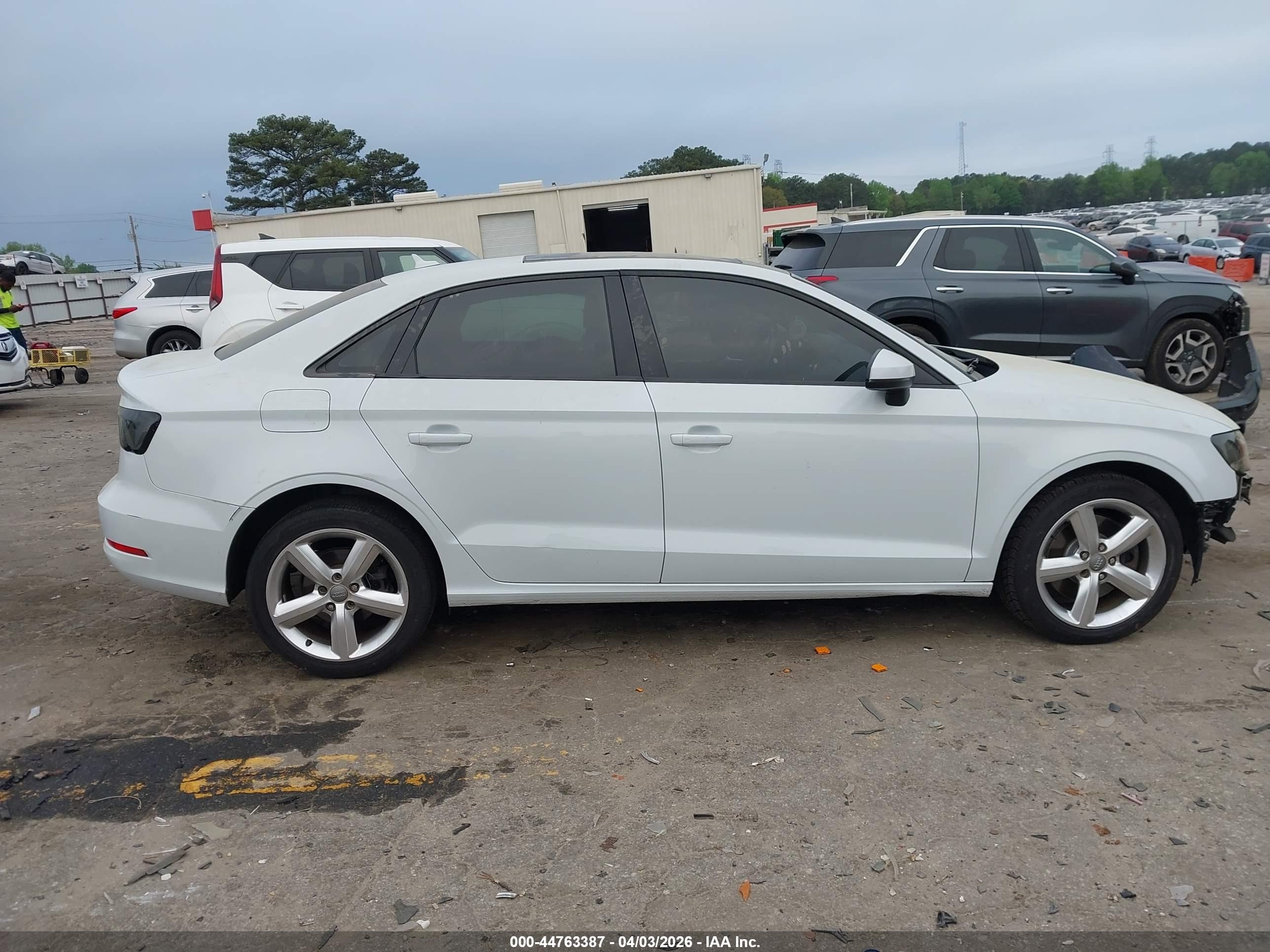 2015 Audi A3 1.8t Premium White vin: WAUACGFF7F1125383