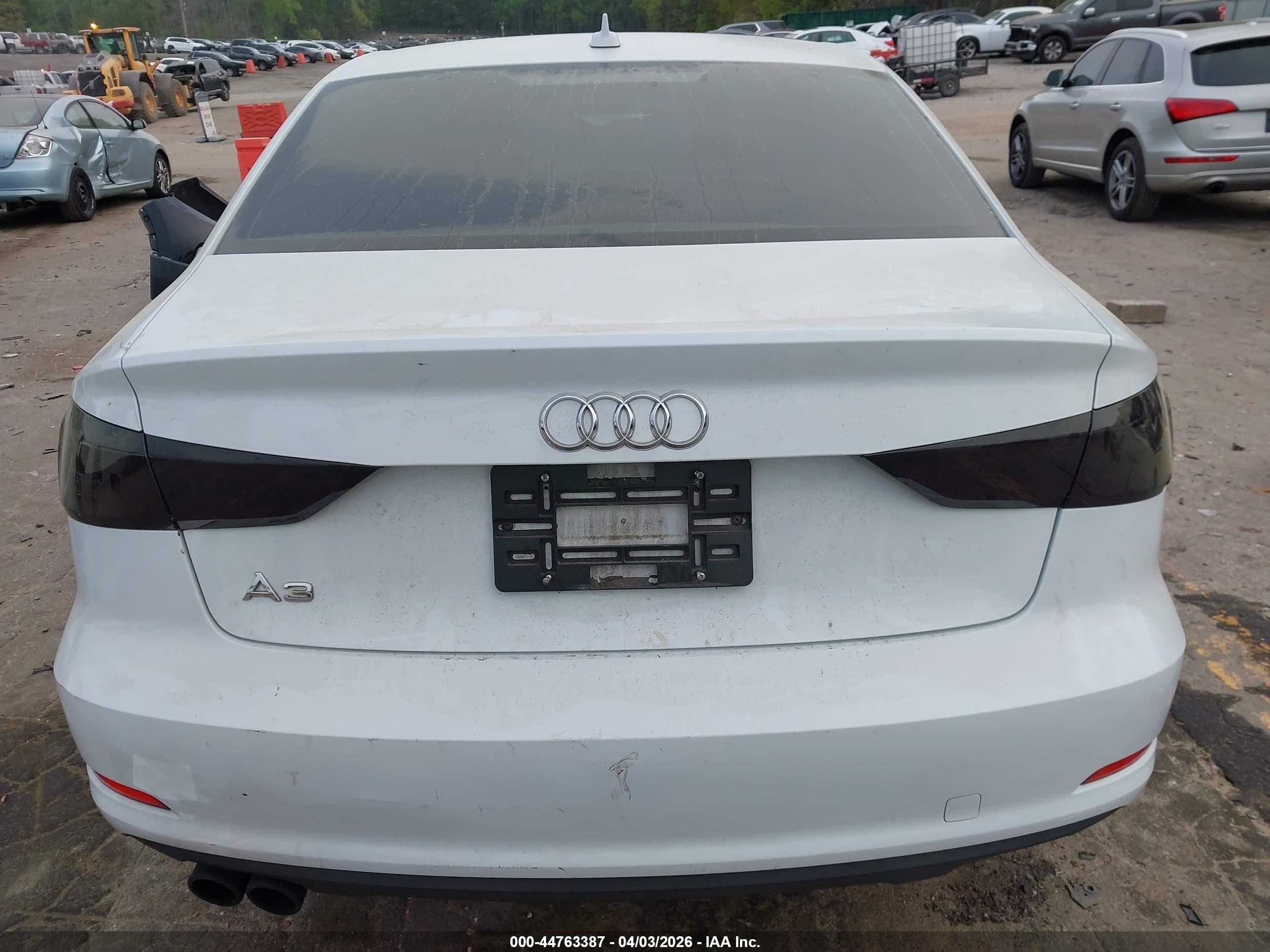 2015 Audi A3 1.8t Premium White vin: WAUACGFF7F1125383