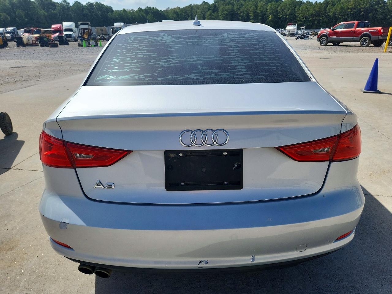 2015 Audi A3 Premium Silver vin: WAUACGFF8F1005589