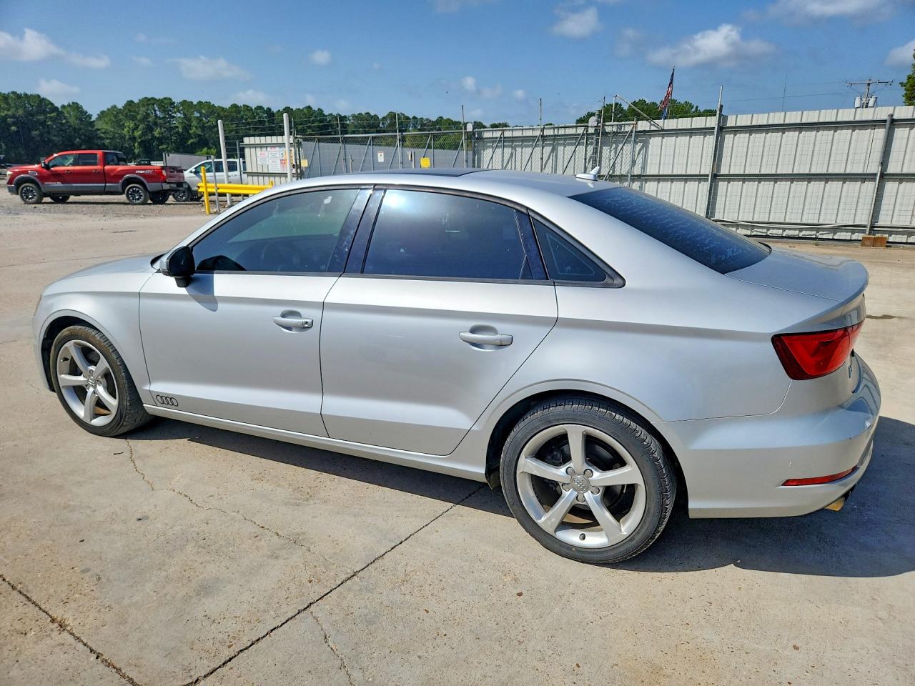 2015 Audi A3 Premium Silver vin: WAUACGFF8F1005589