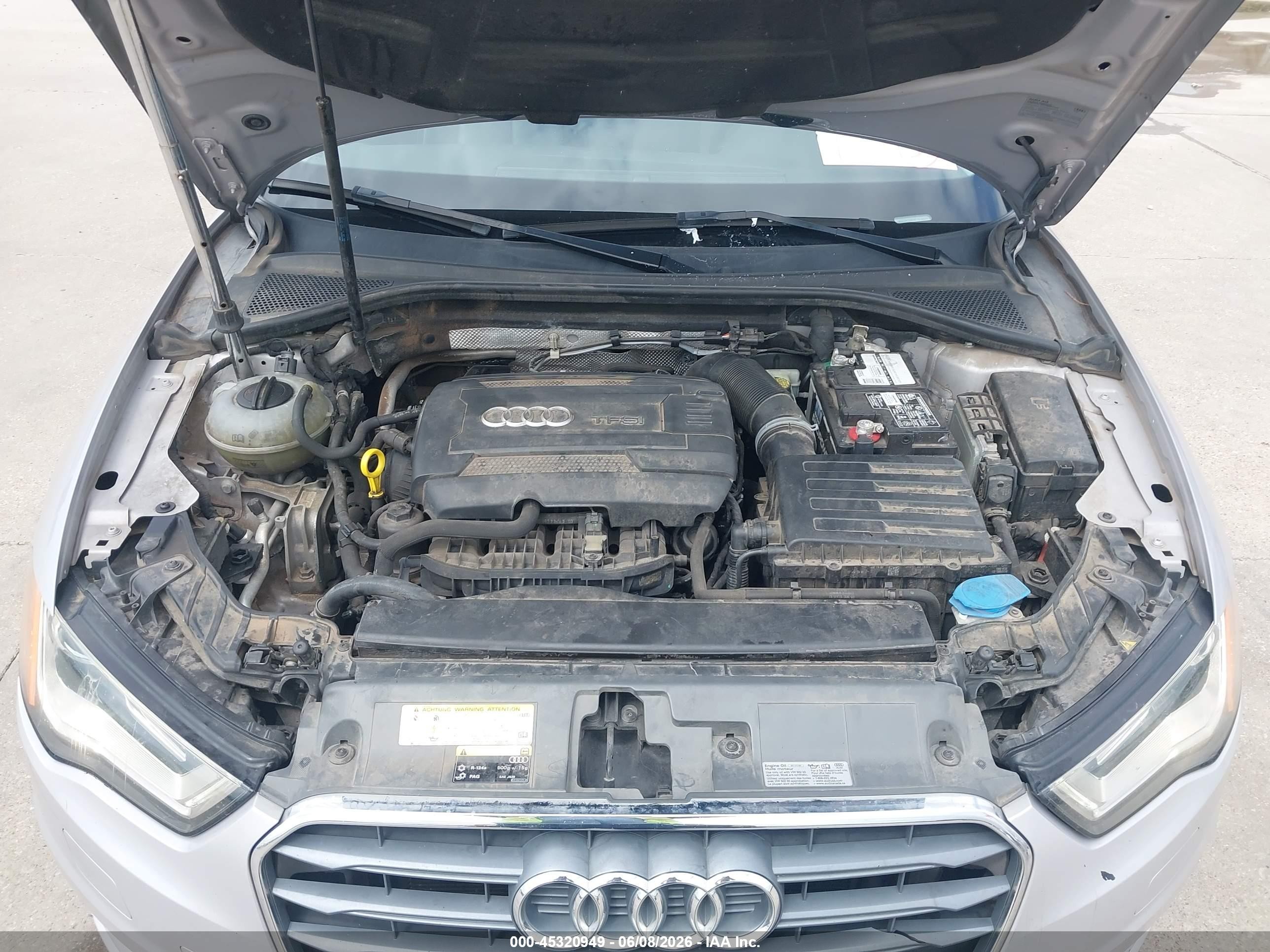 2015 Audi A3 1.8t Premium Серебряный vin: WAUACGFF8F1014986