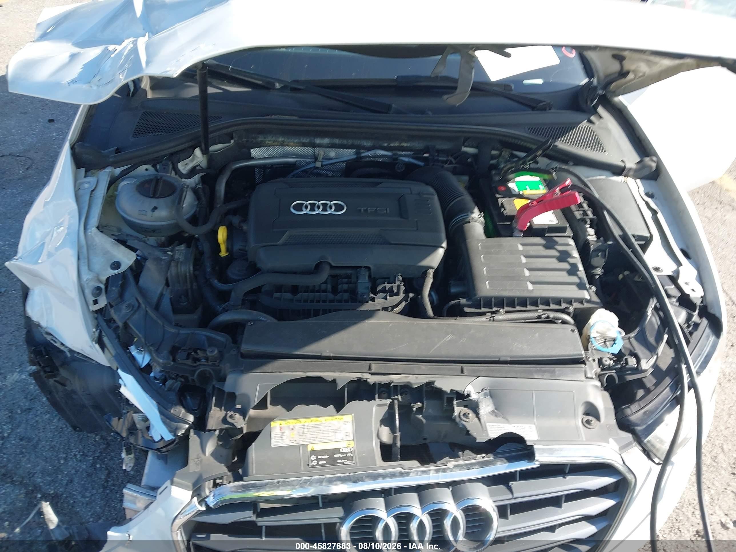 2015 Audi A3 1.8t Premium Белый vin: WAUACGFF8F1070748