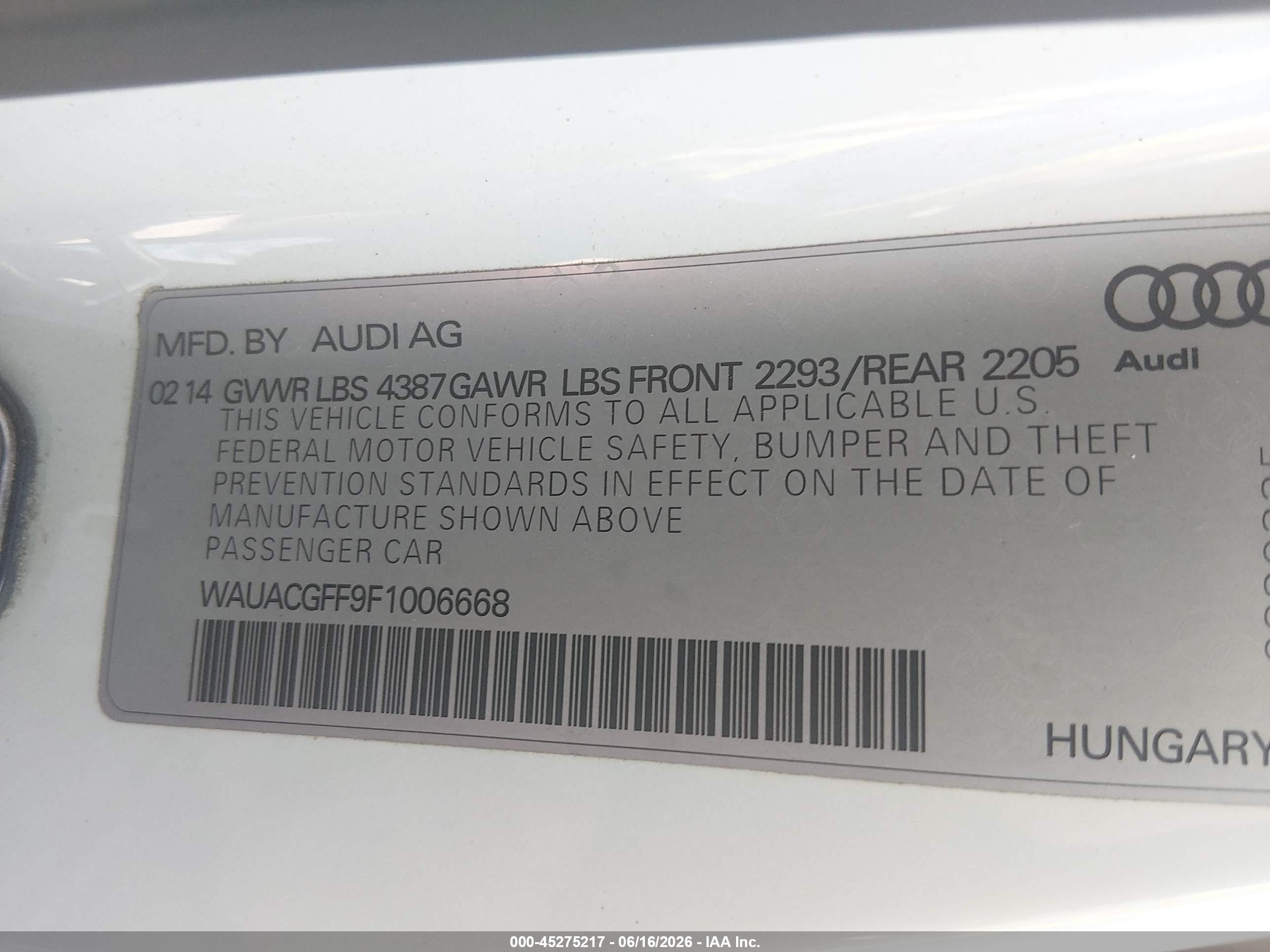 2015 Audi A3 1.8t Premium Белый vin: WAUACGFF9F1006668