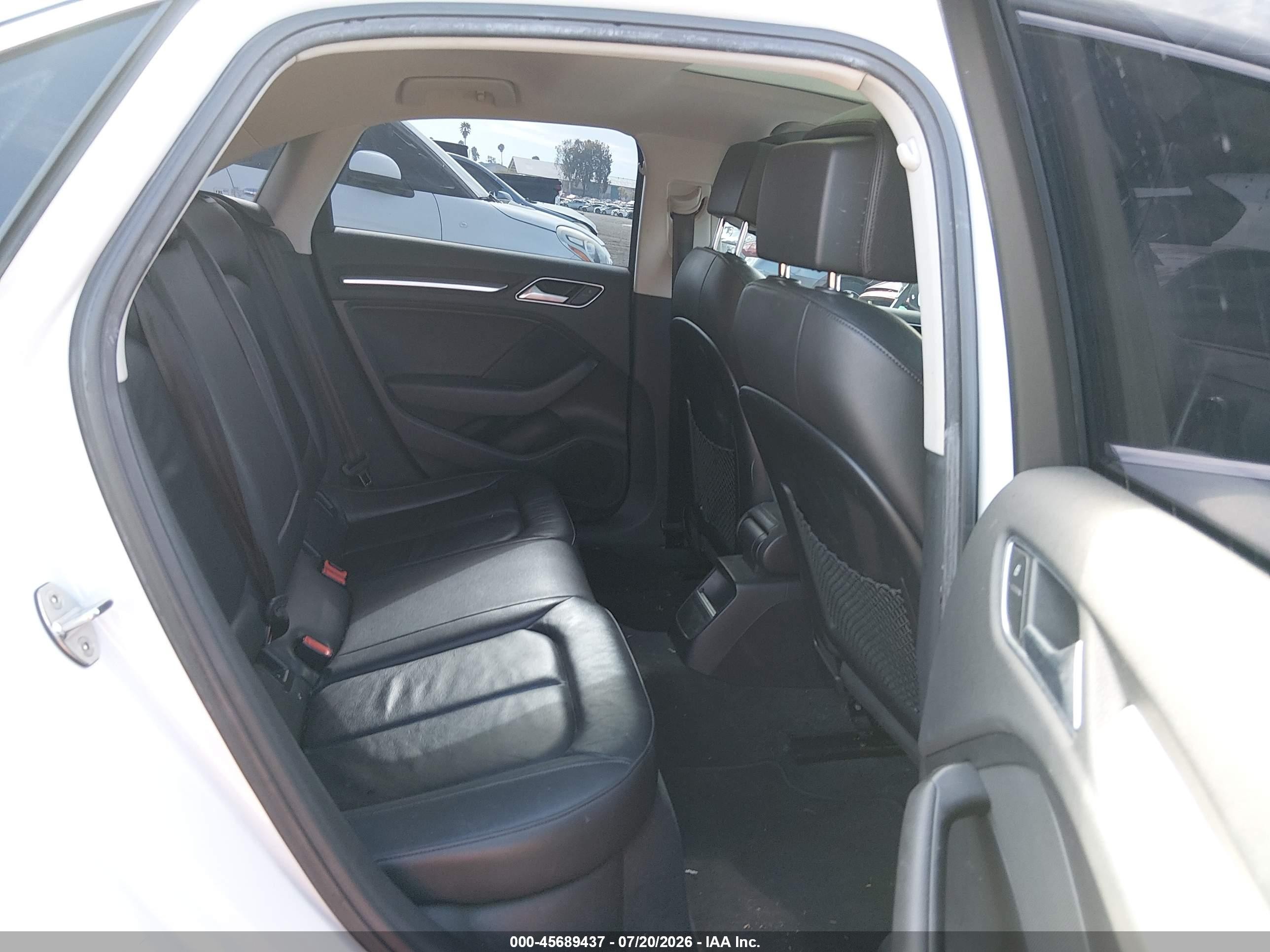 2015 Audi A3 1.8t Premium White vin: WAUACGFFXF1004959
