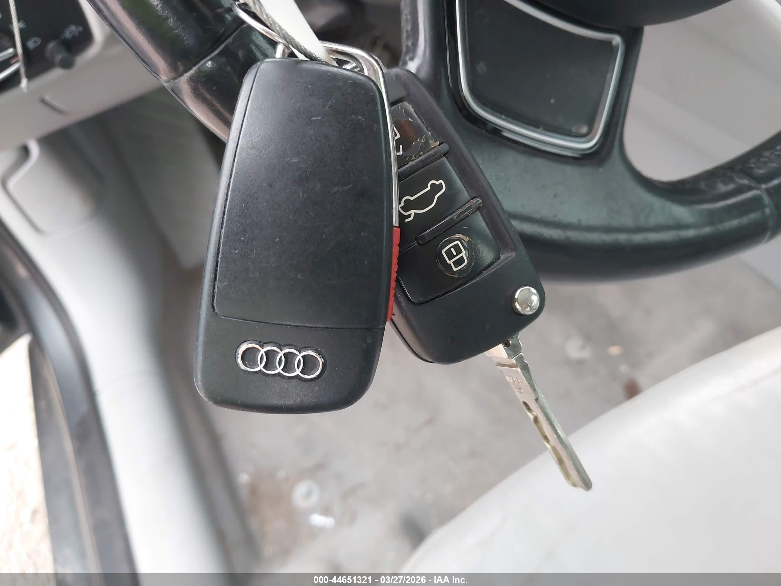 2015 Audi A3 1.8t Premium Серый vin: WAUACGFFXF1023673