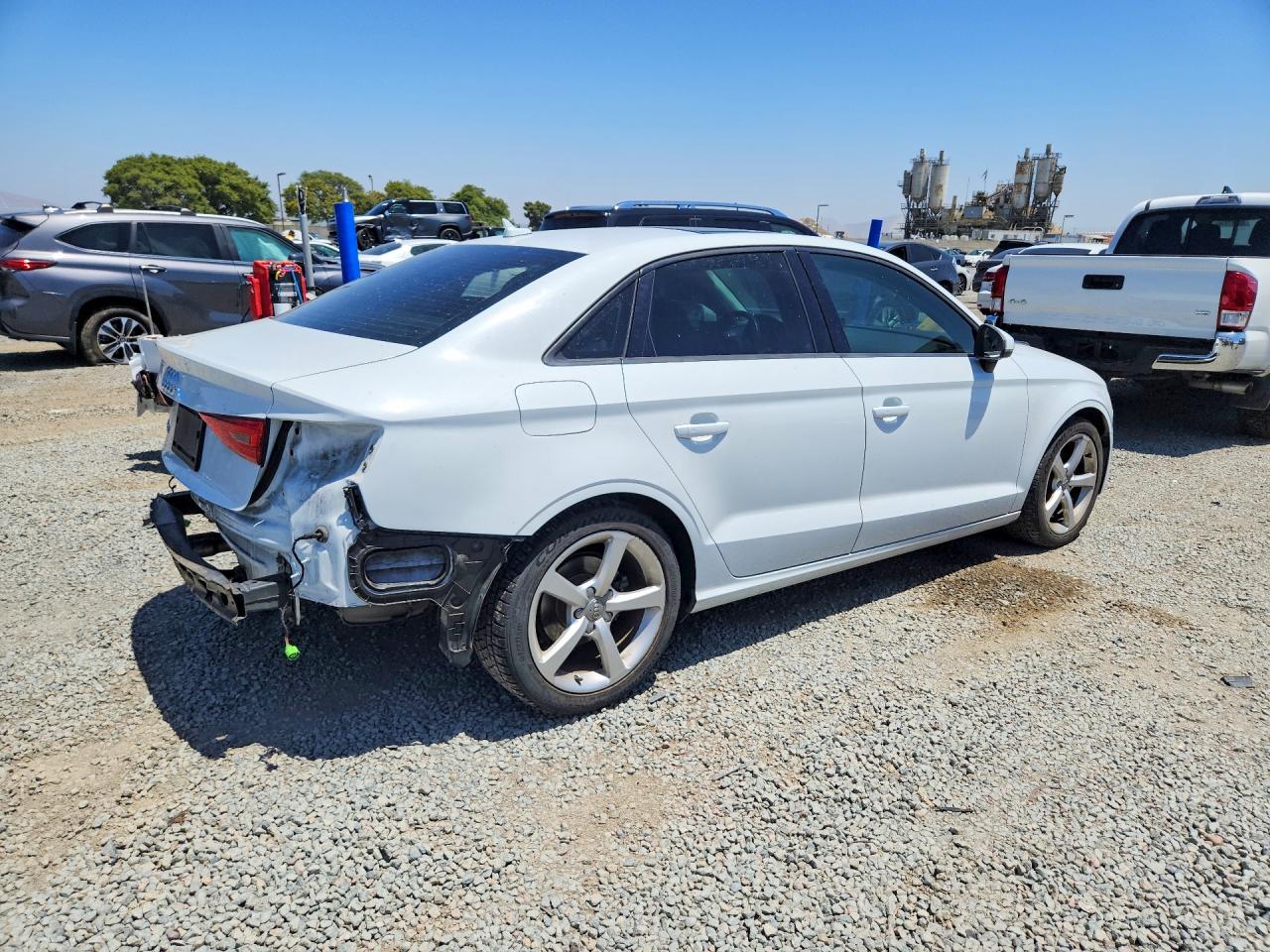 2015 Audi A3 Premium White vin: WAUACGFFXF1091679