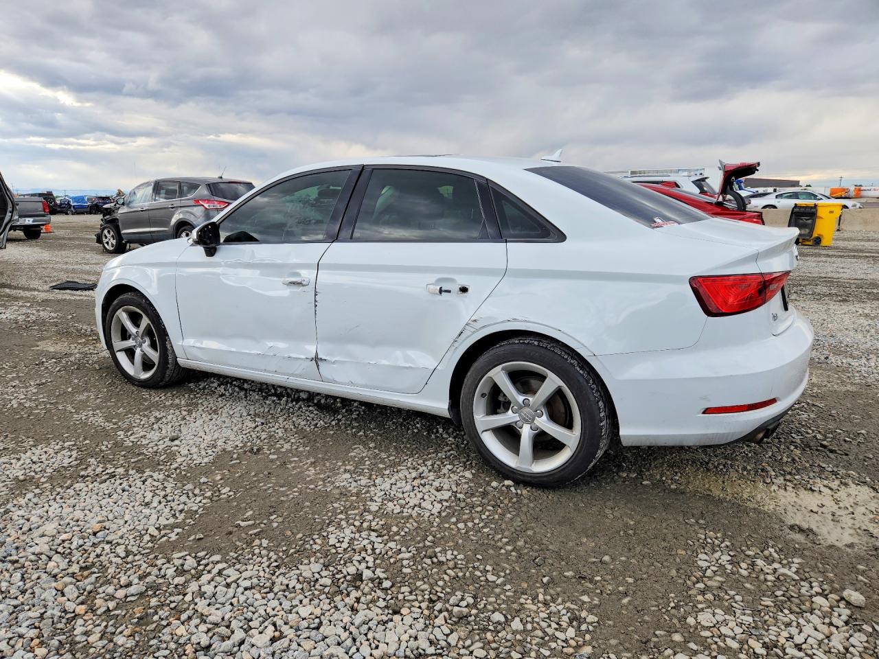 2015 Audi A3 Premium White vin: WAUACGFFXF1091813
