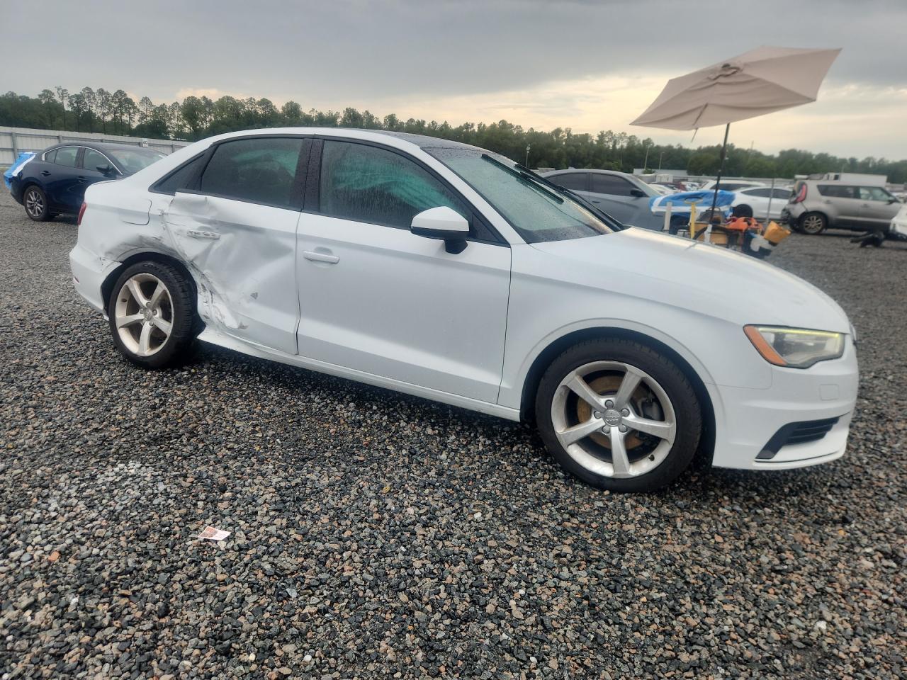 2015 Audi A3 Premium White vin: WAUACGFFXF1138905