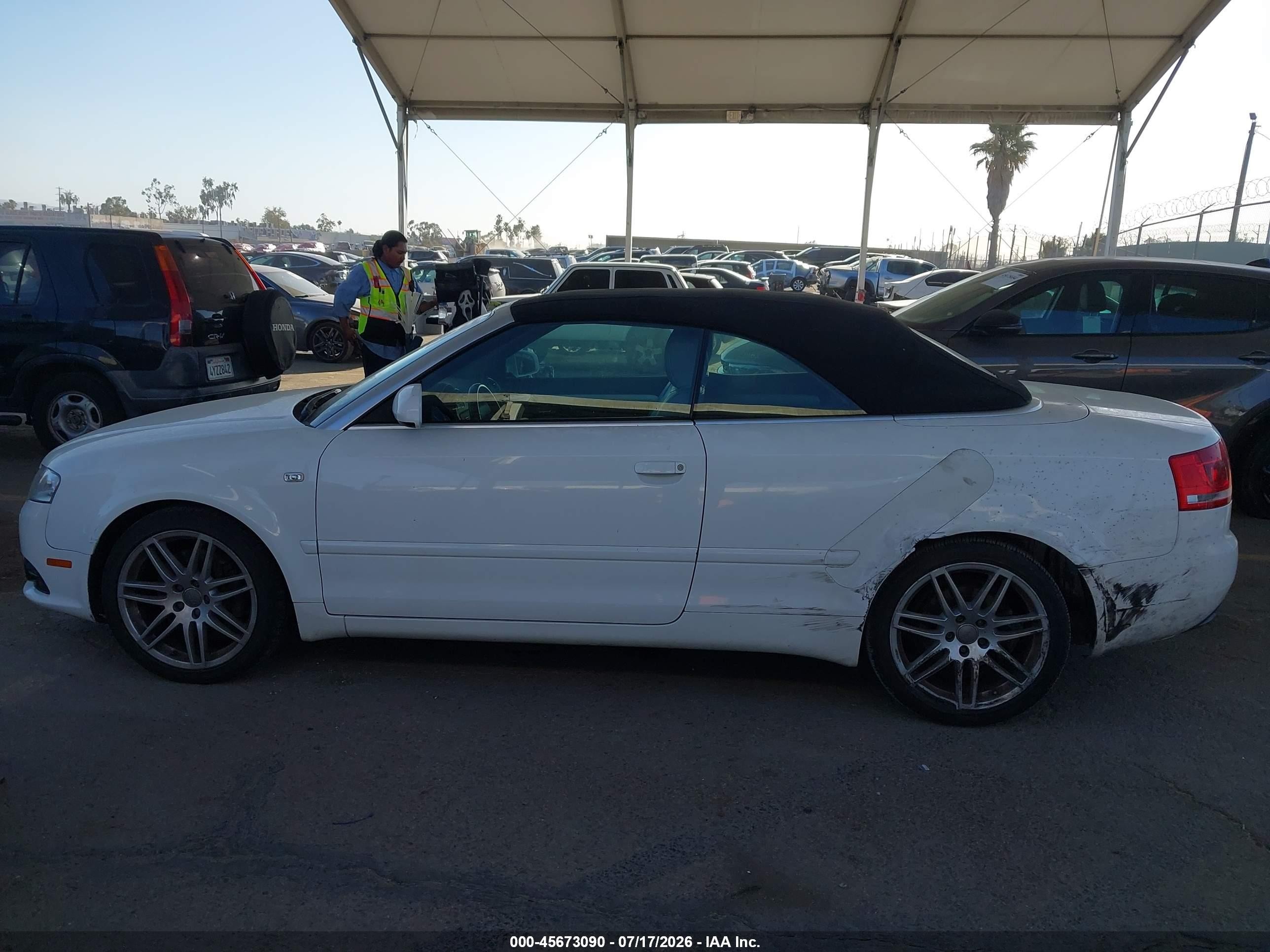 2009 Audi A4 2.0t Special Edition White vin: WAUAF48H39K011867