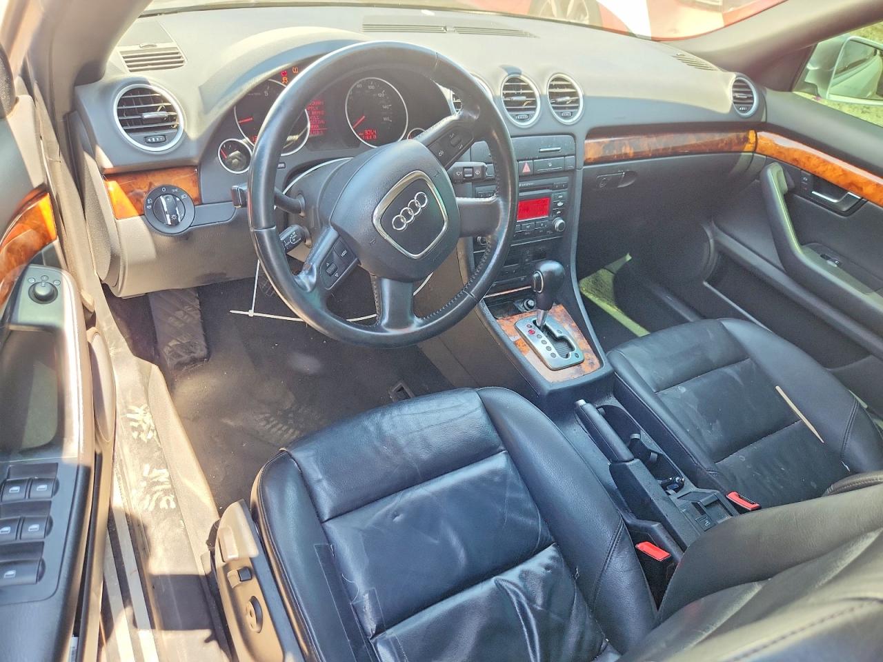 2008 Audi A4 2.0t Cabriolet Серебряный vin: WAUAF48H58K016535