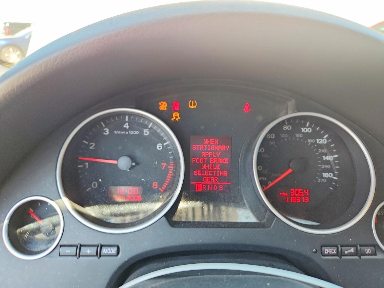 2008 Audi A4 2.0t Cabriolet Серебряный vin: WAUAF48H58K016535