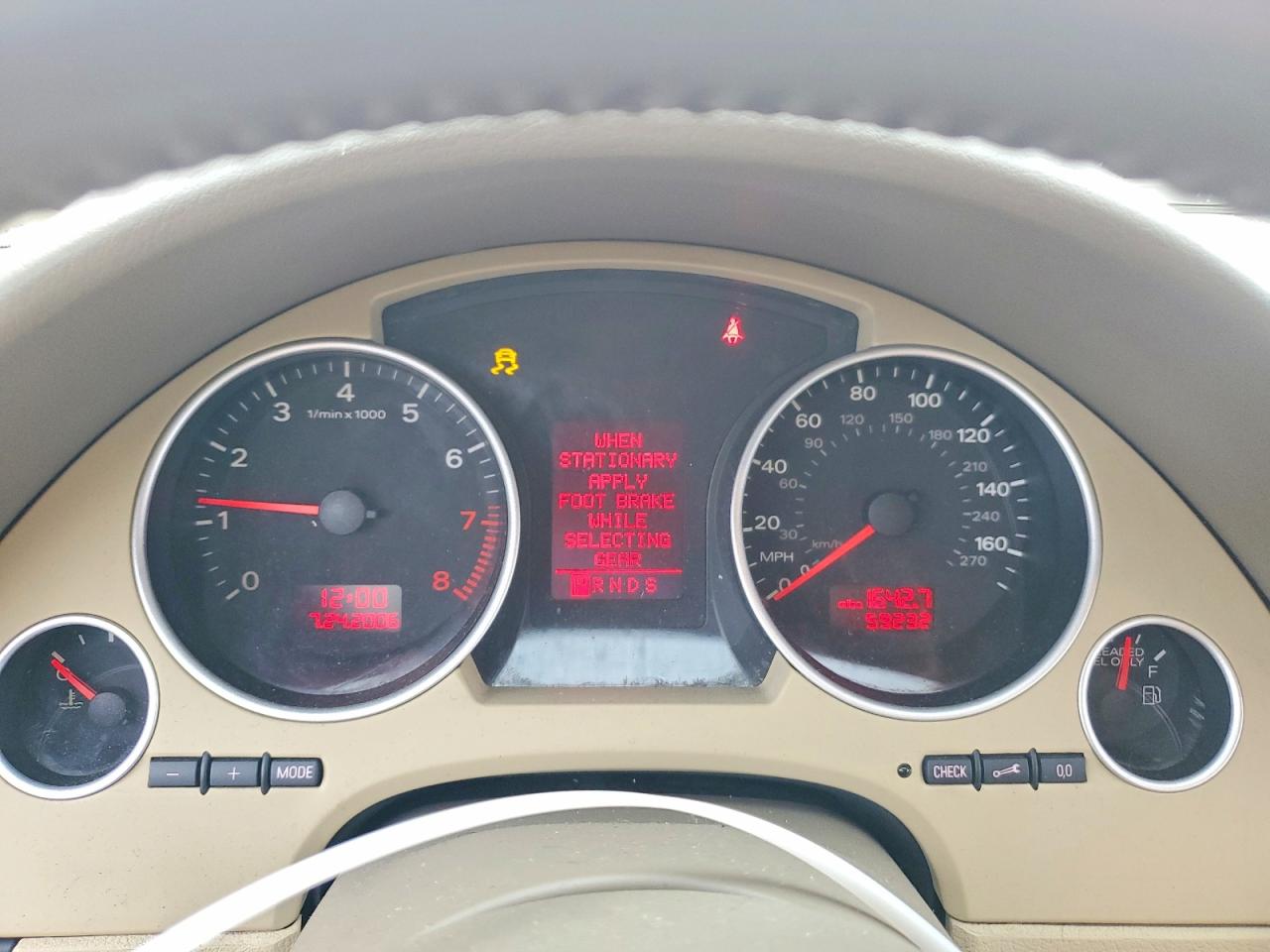 2008 Audi A4 2.0t Cabriolet Beige vin: WAUAF48H68K015622