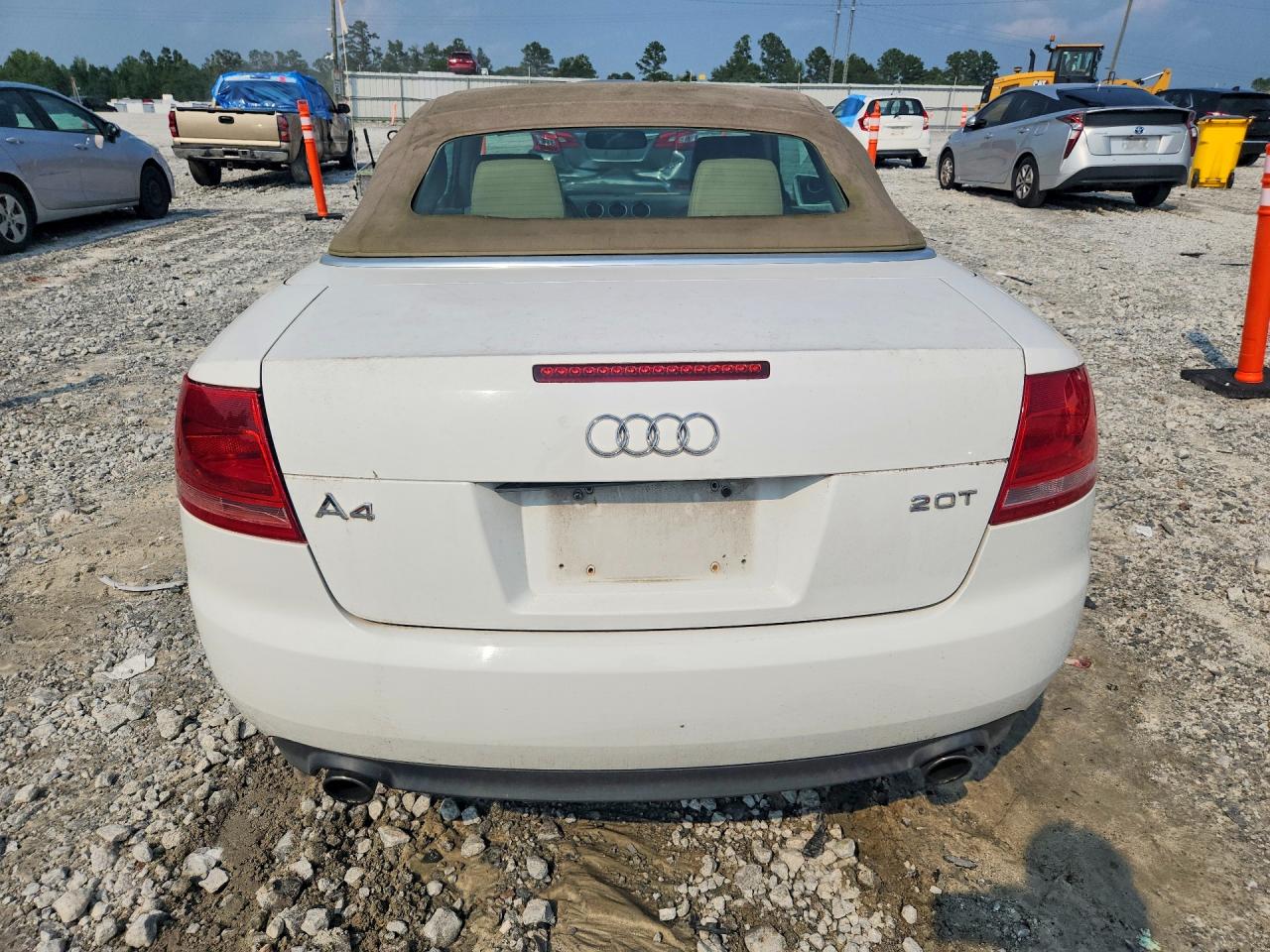 2008 Audi A4 2.0t Cabriolet White vin: WAUAF48H68K015703