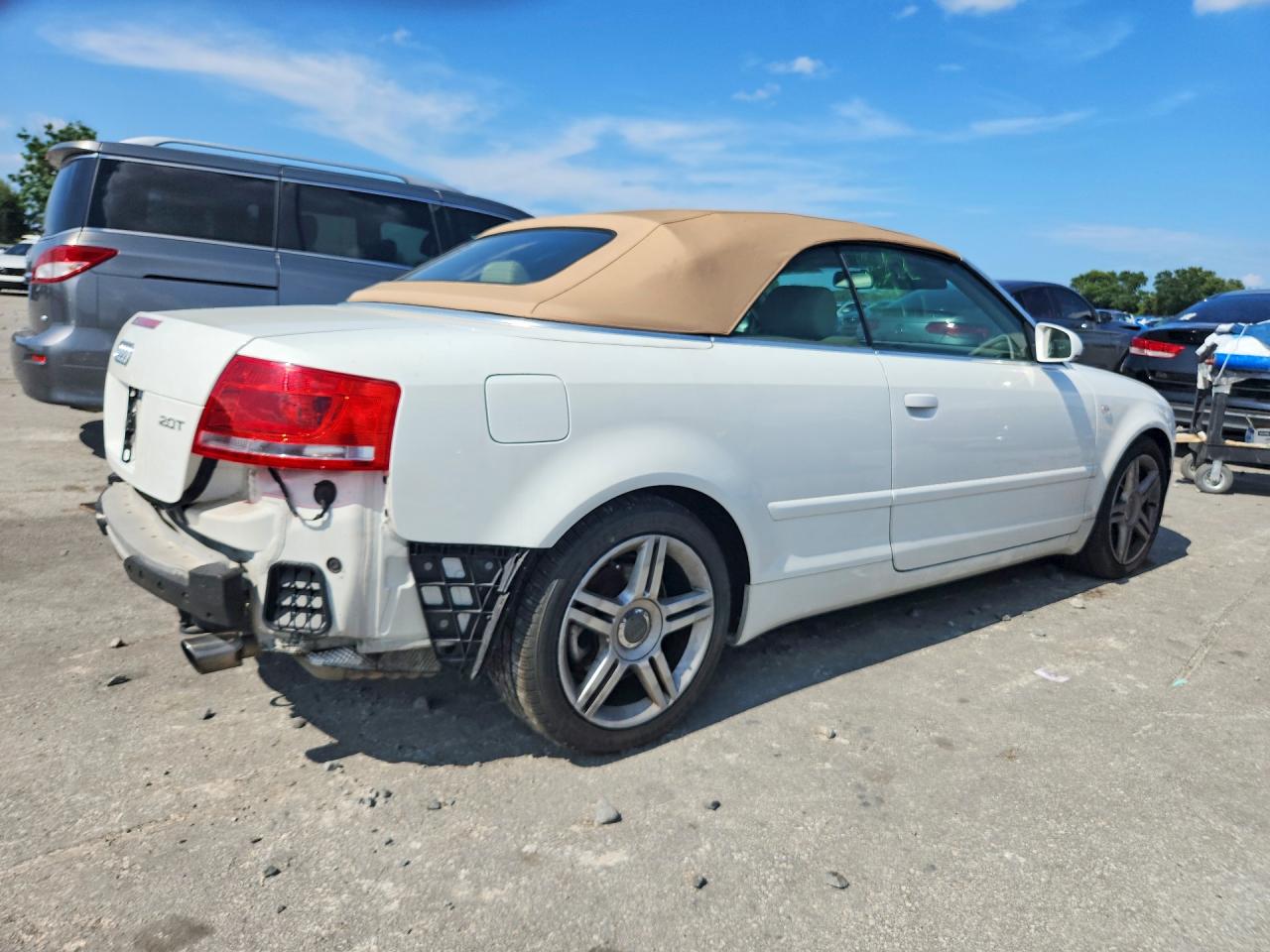 2007 Audi A4 2.0t Cabriolet White vin: WAUAF48H97K023132