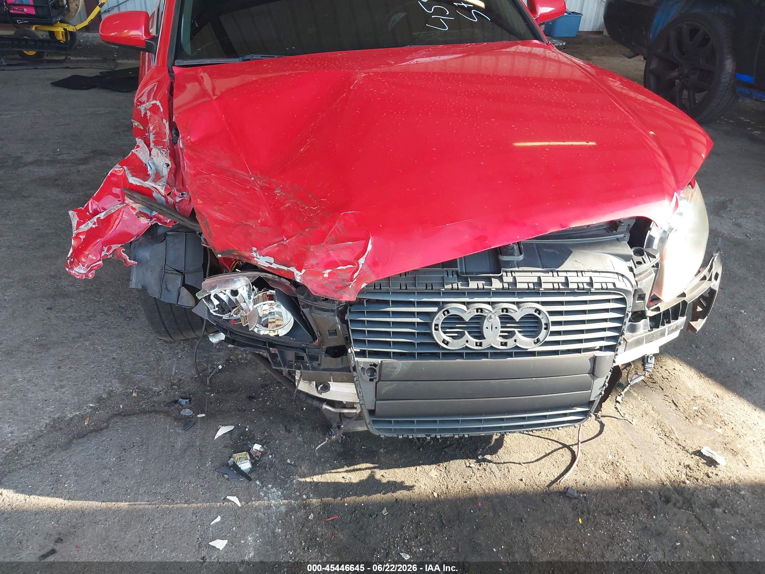 2008 Audi A4 Red vin: WAUAF78E38A051314