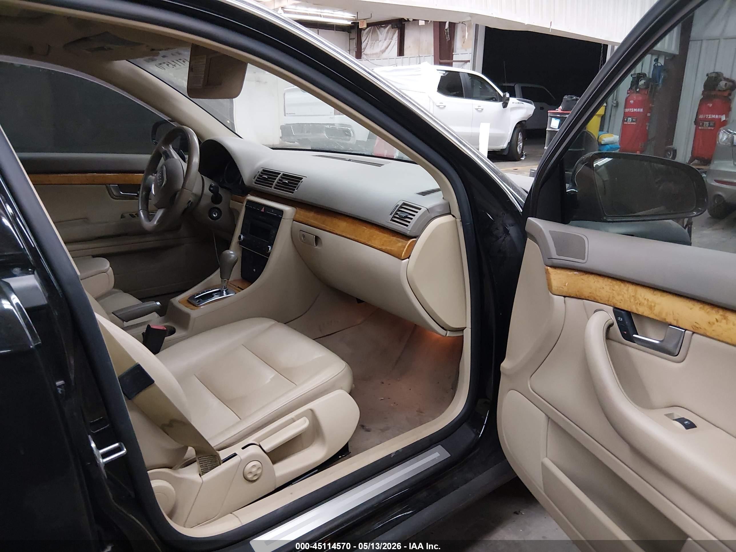2008 Audi A4 2.0t Черный vin: WAUAF78E38A055363