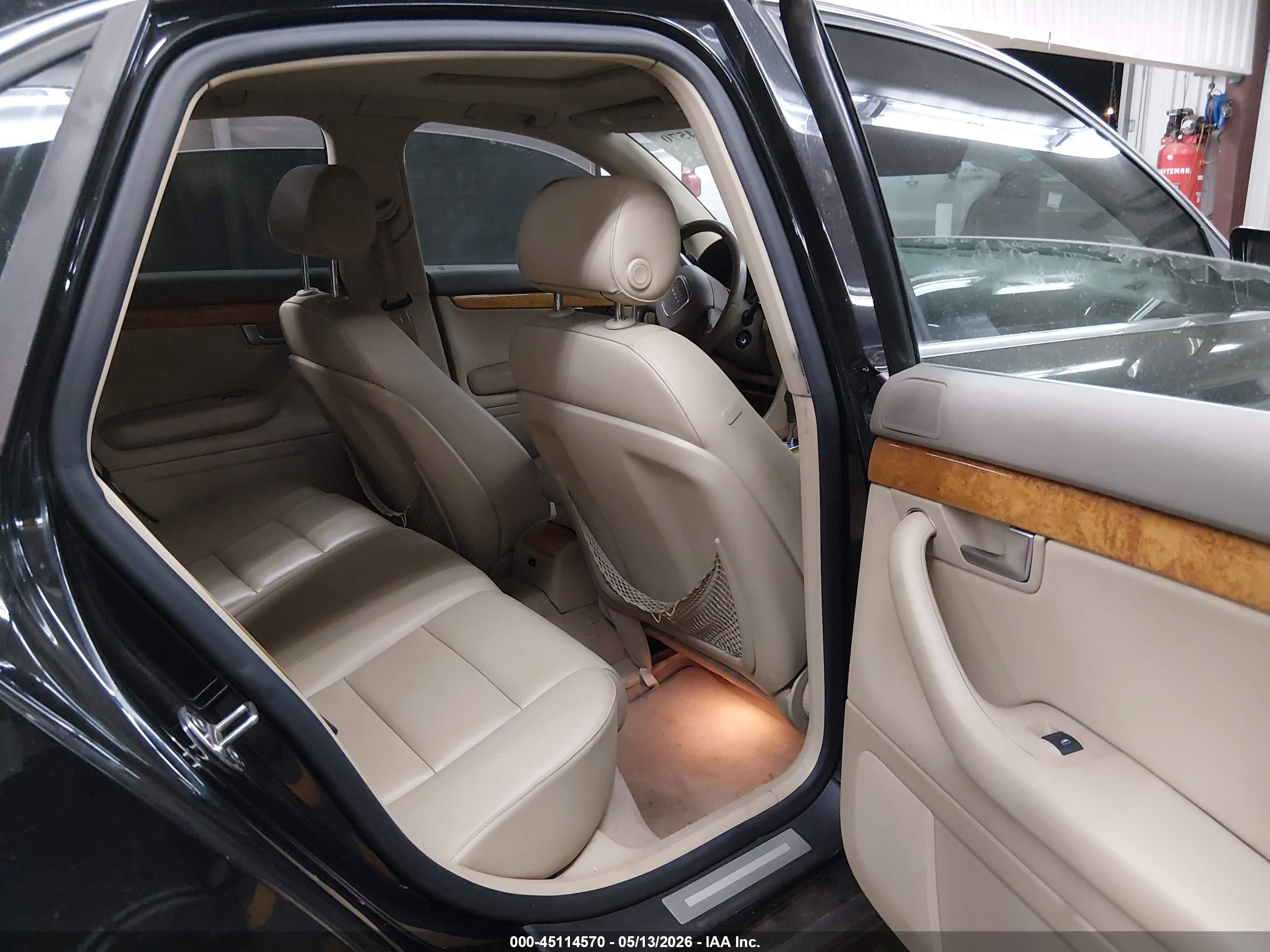 2008 Audi A4 2.0t Черный vin: WAUAF78E38A055363