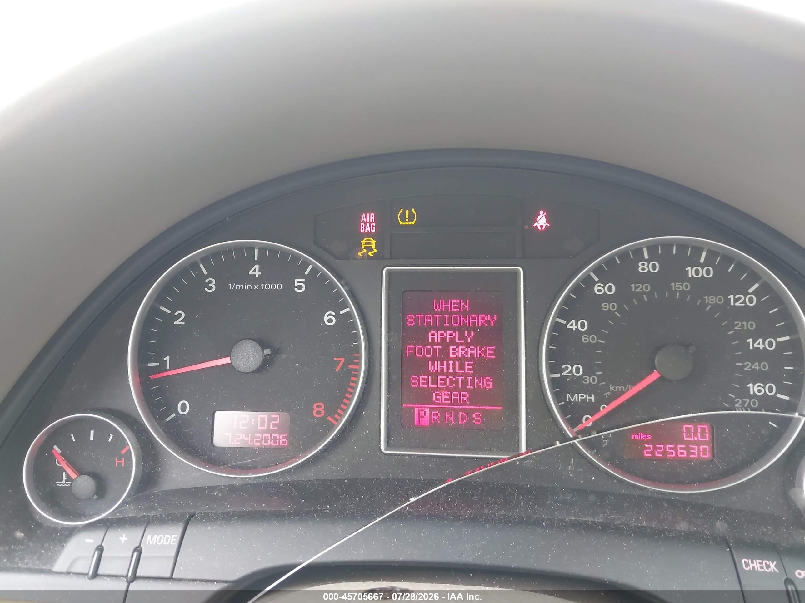 2008 Audi A4 2.0t Красный vin: WAUAF78E68A047029