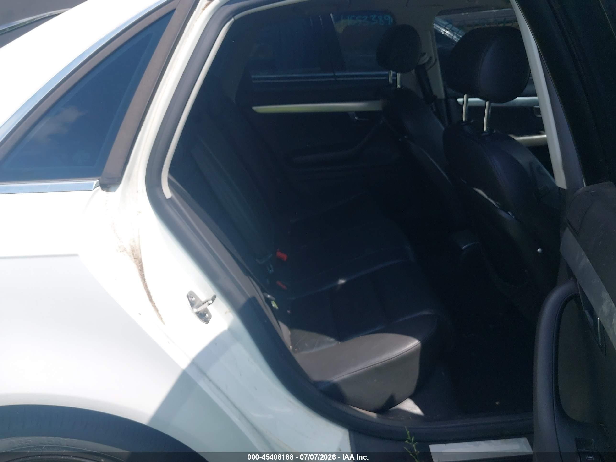 2007 Audi A4 2.0t White vin: WAUAF78E97A105388