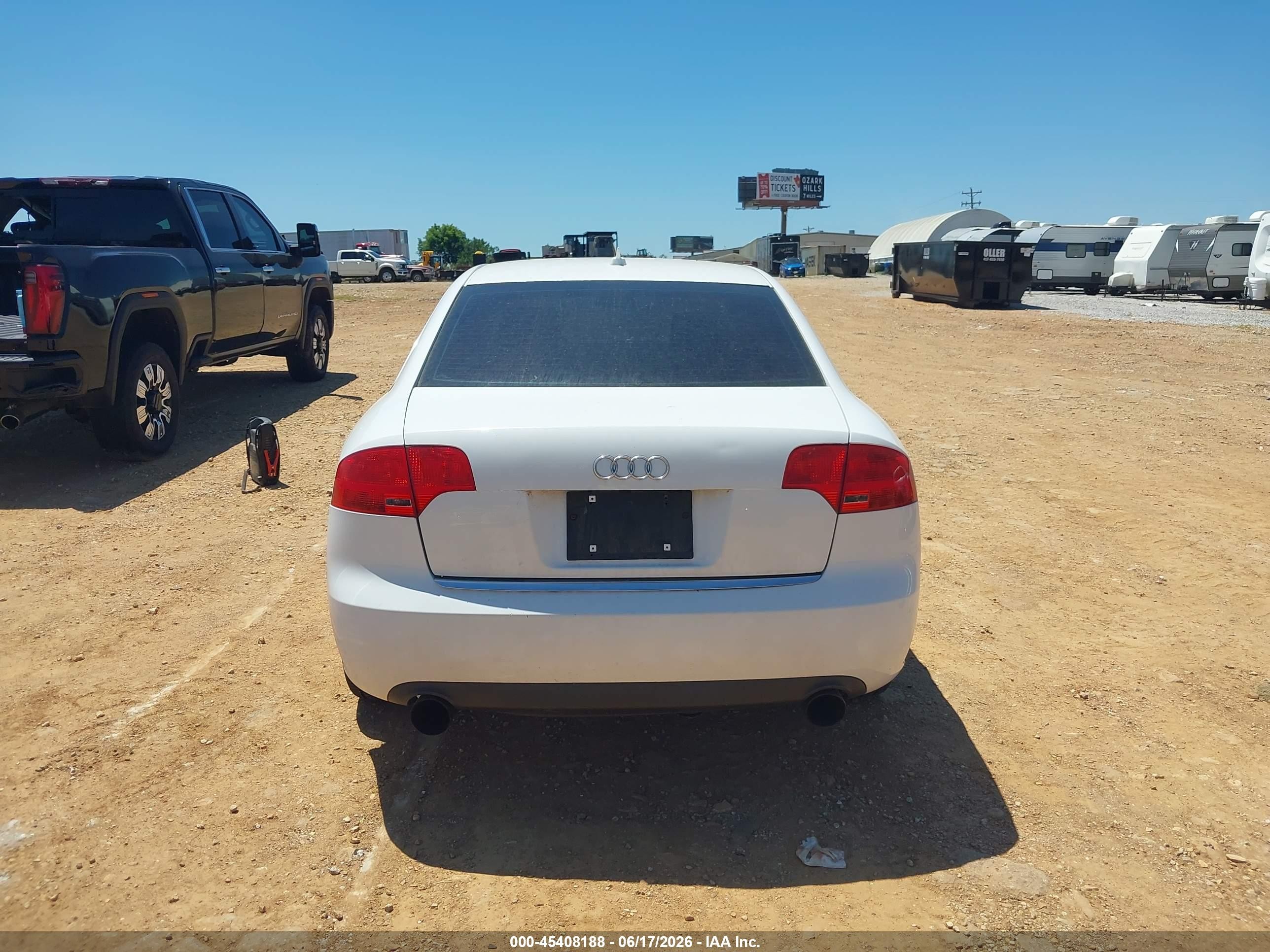 2007 Audi A4 2.0t White vin: WAUAF78E97A105388