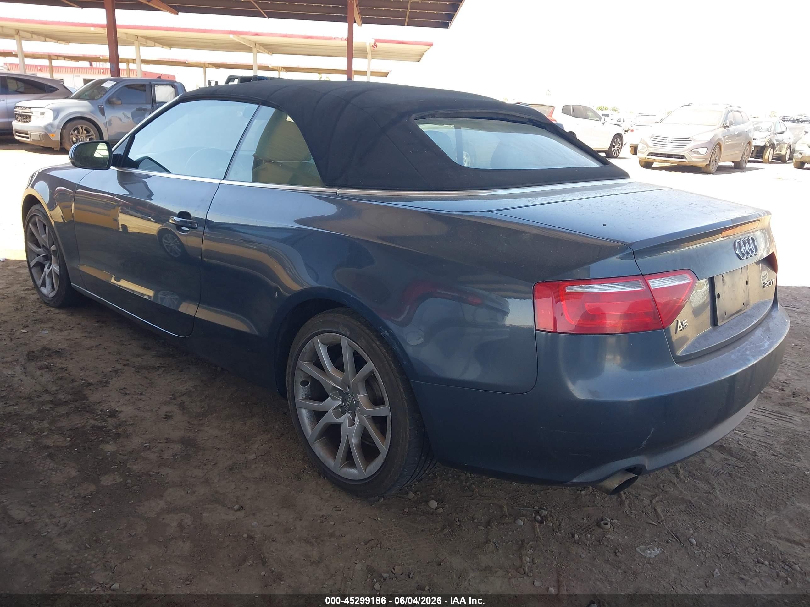 2010 Audi A5 2.0t Premium Gray vin: WAUAFAFH3AN013591